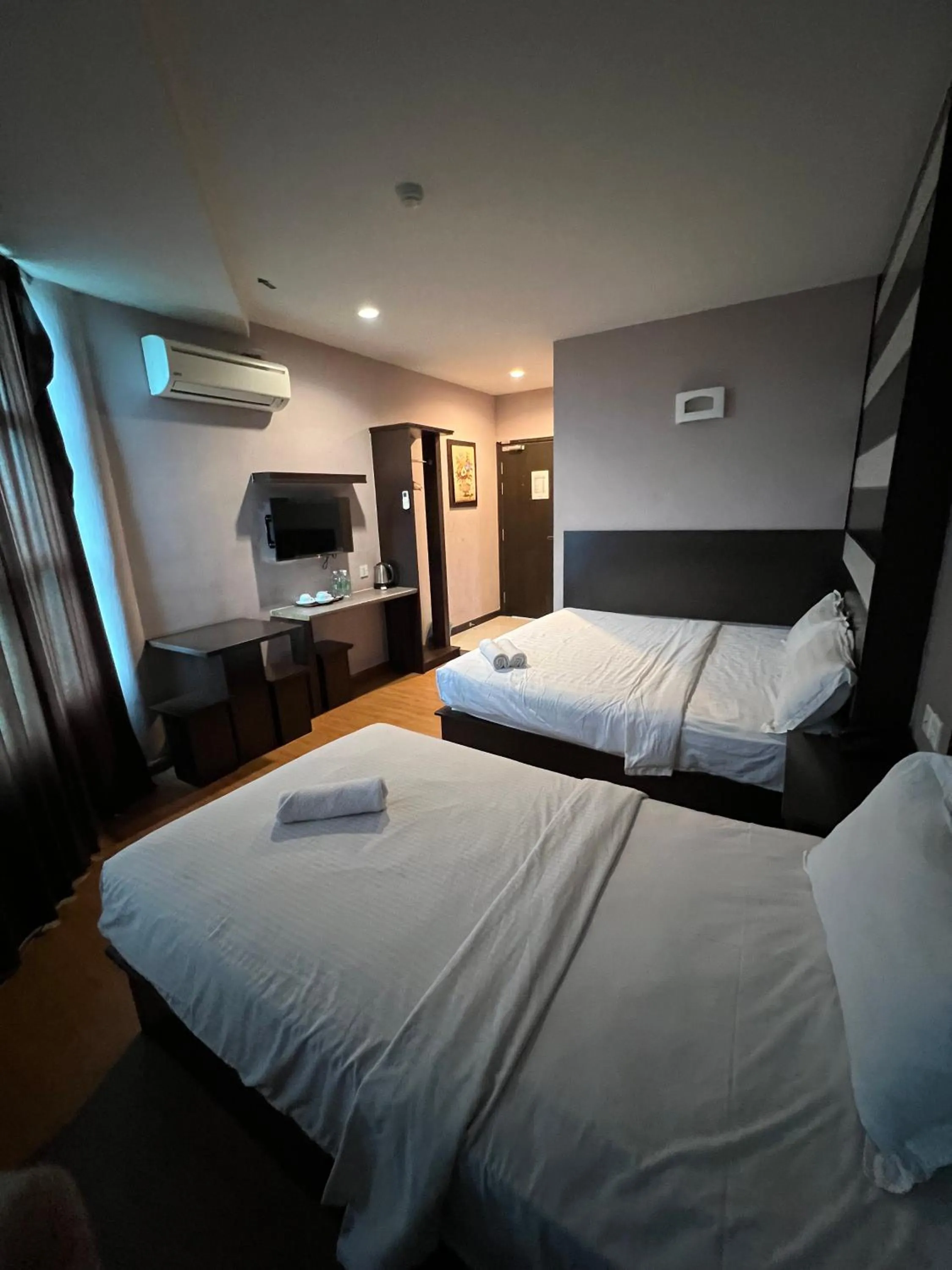 TV and multimedia, Bed in Hotel Economy Kapar