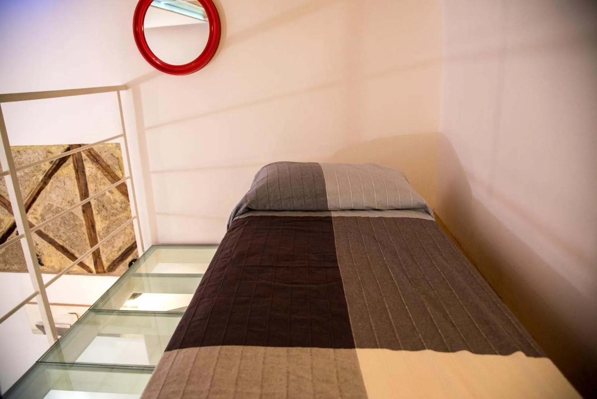 Bed in Guest Art Napoli