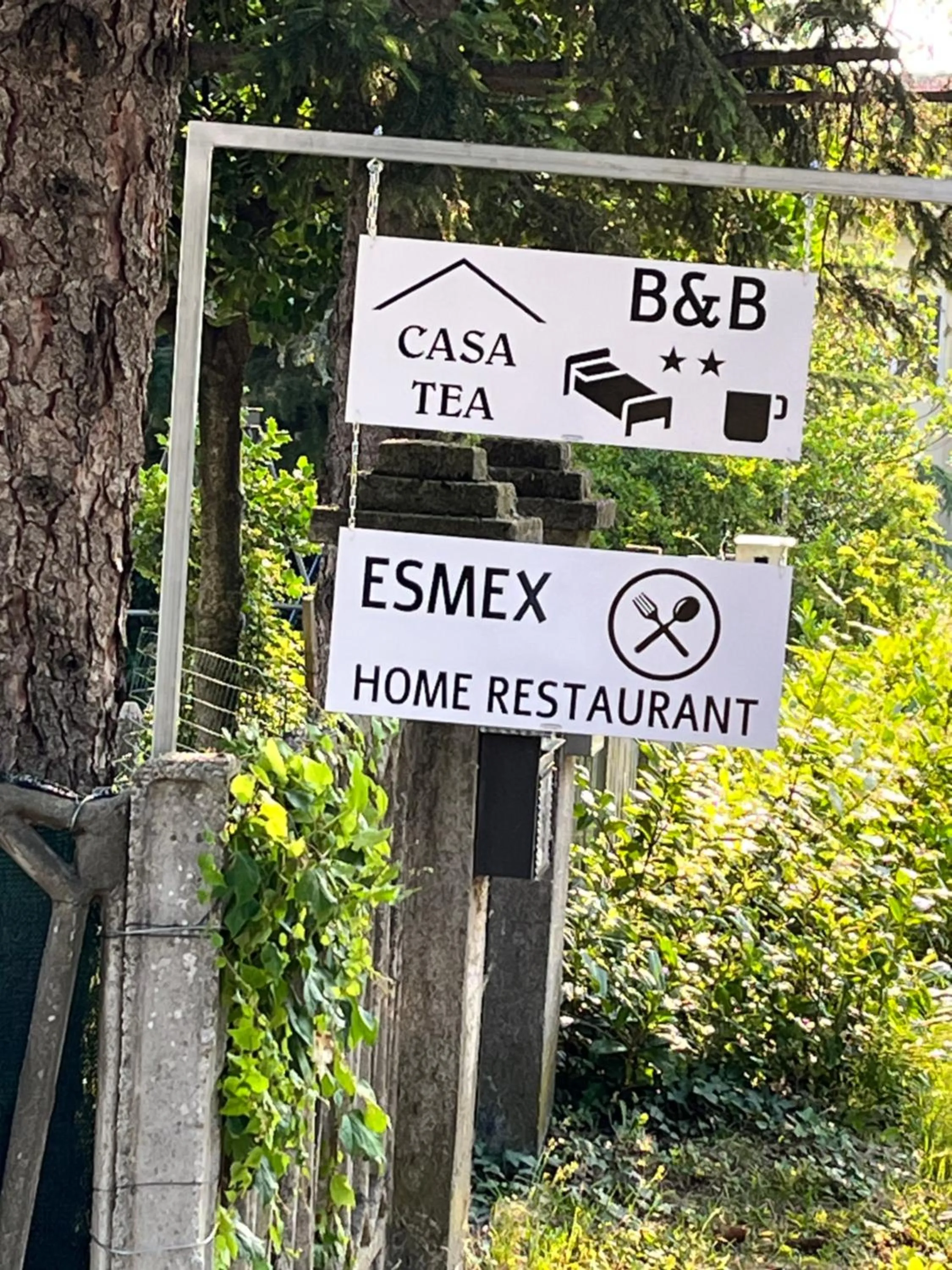 Property logo or sign in Casa T Bed and Breakfast & Home Restaurant di Tacchino Simone