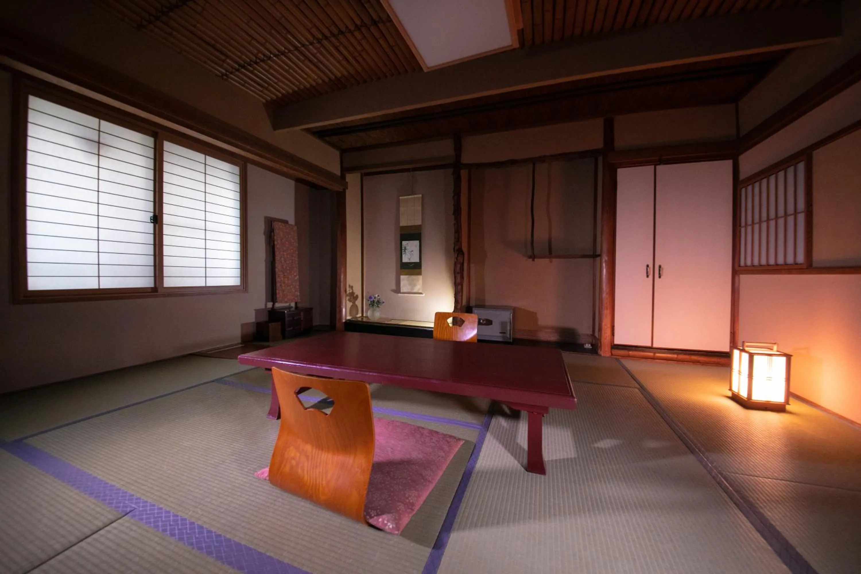 Photo of the whole room in Ohanabo