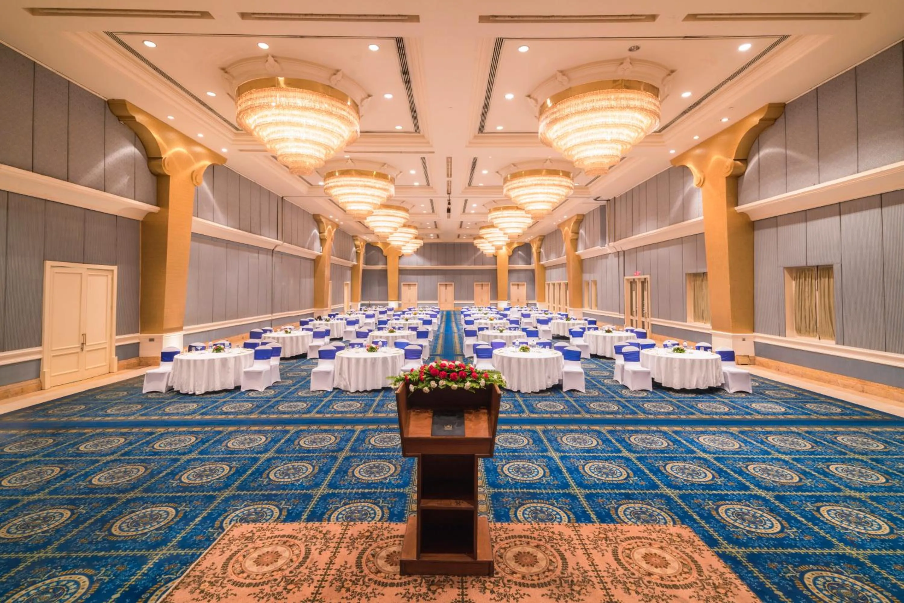 Meeting/conference room in Hotel Yak & Yeti