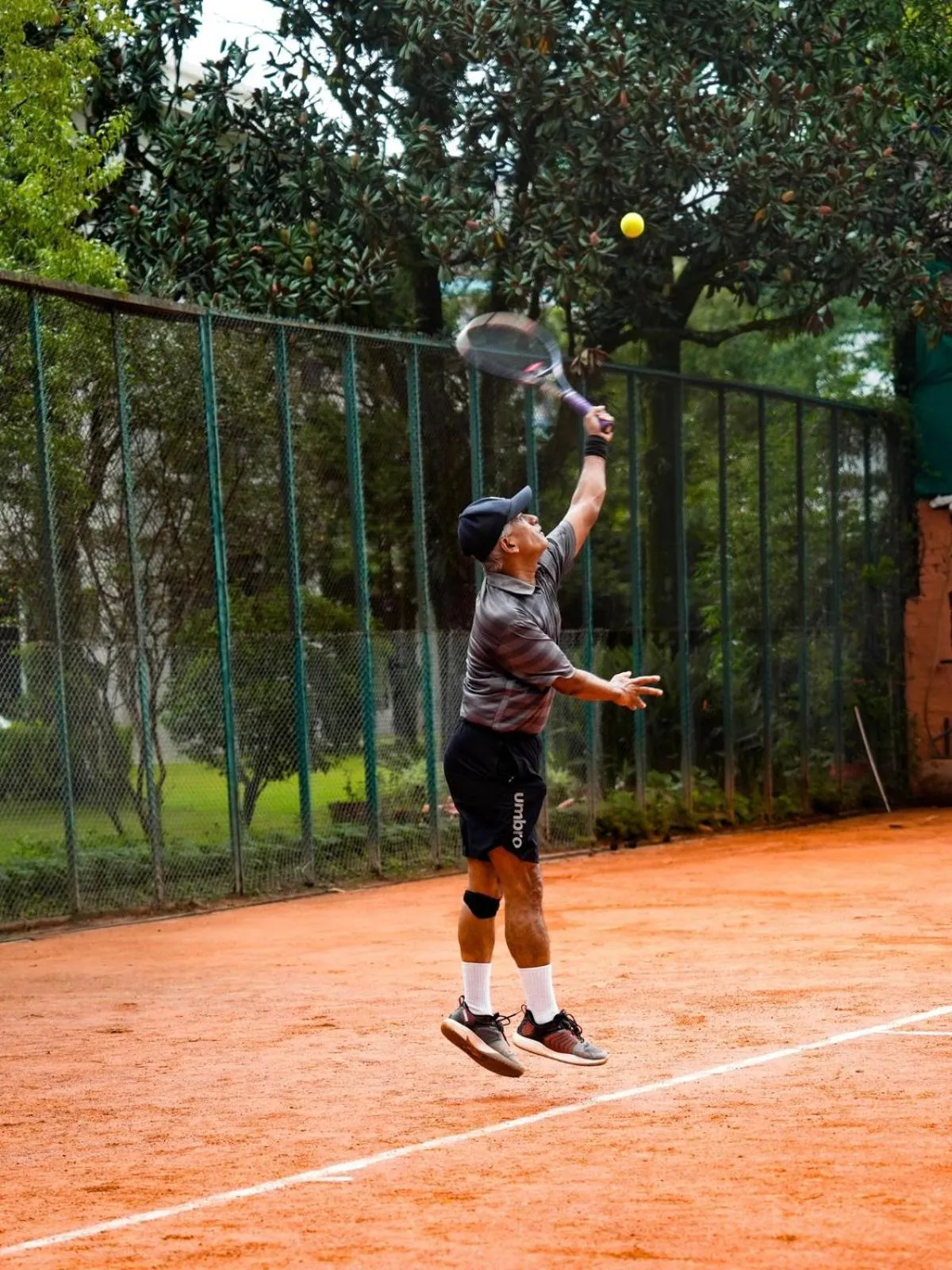 Tennis court in Hotel Yak & Yeti