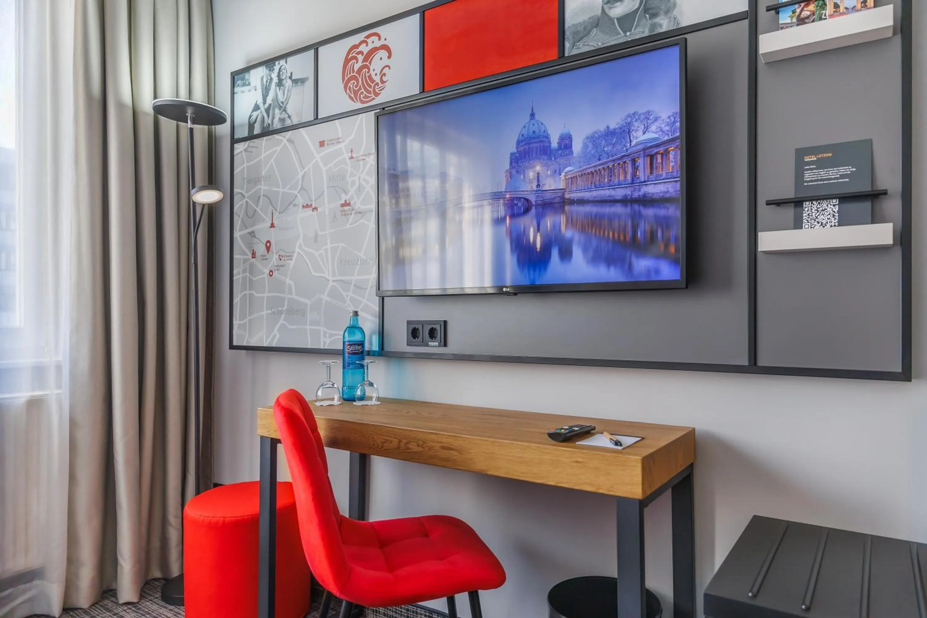 TV and multimedia in Hotel Lützow