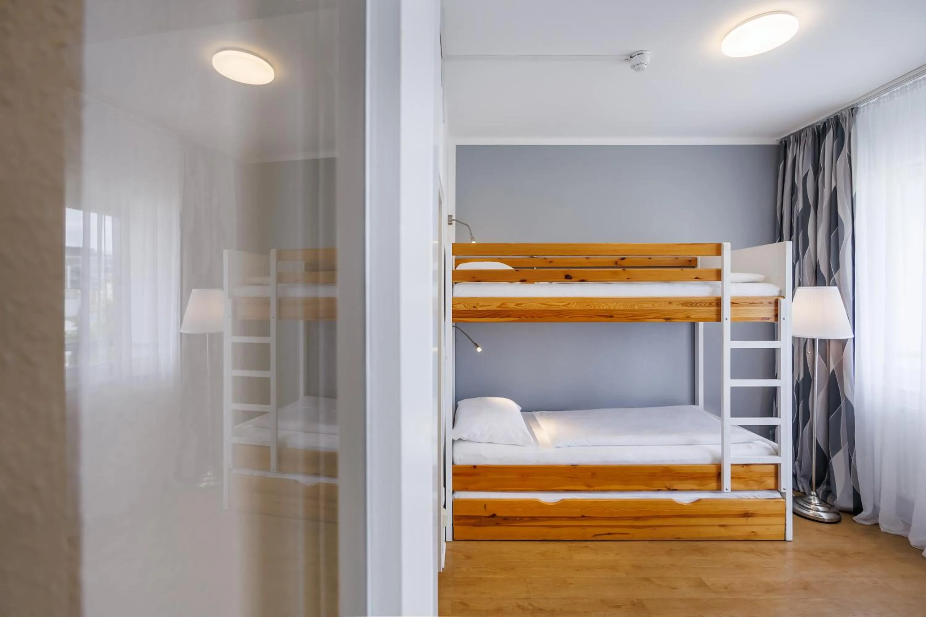 Bed in Hotel Lützow