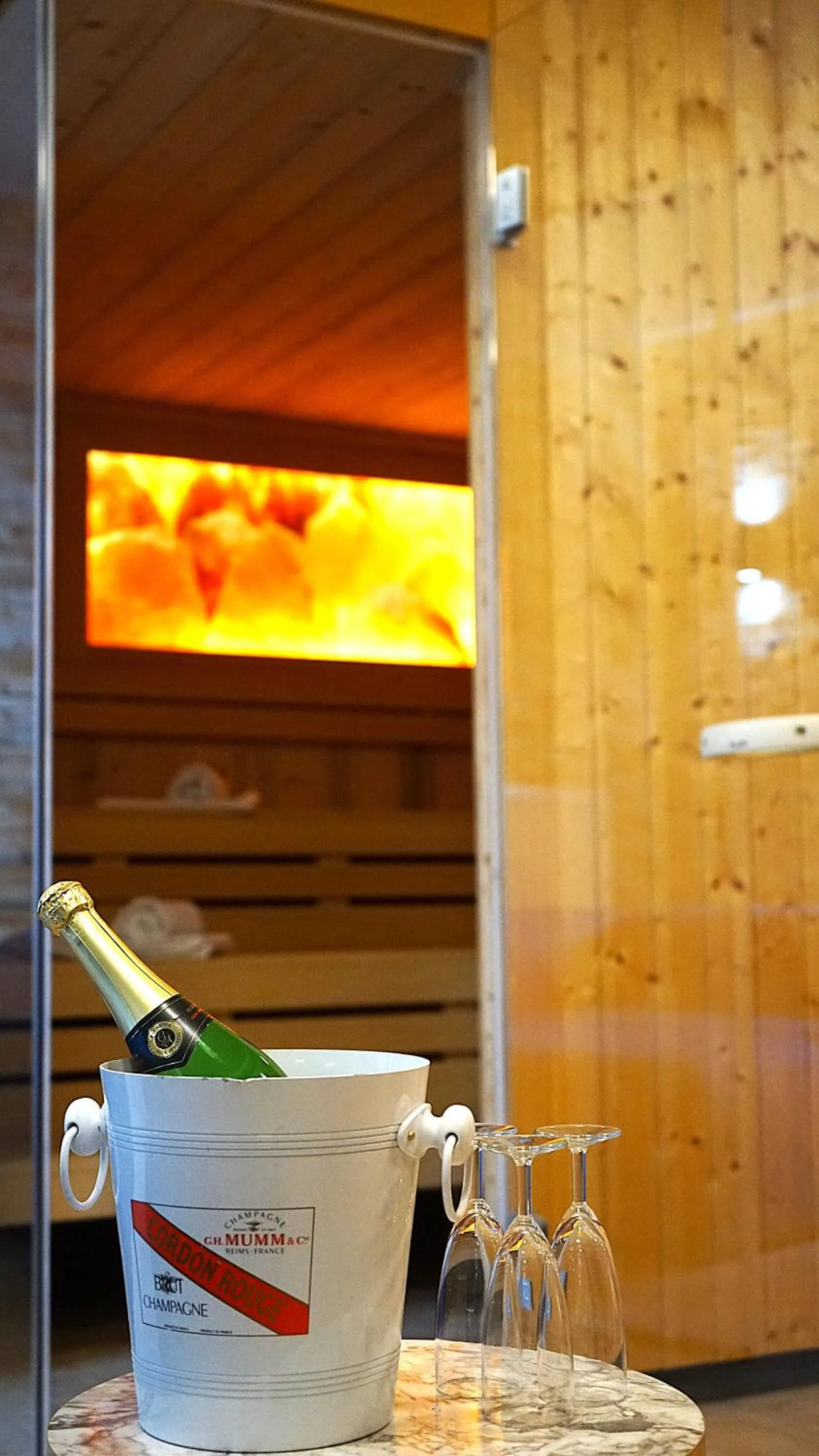 Sauna in Best Western Plus Royal Suites