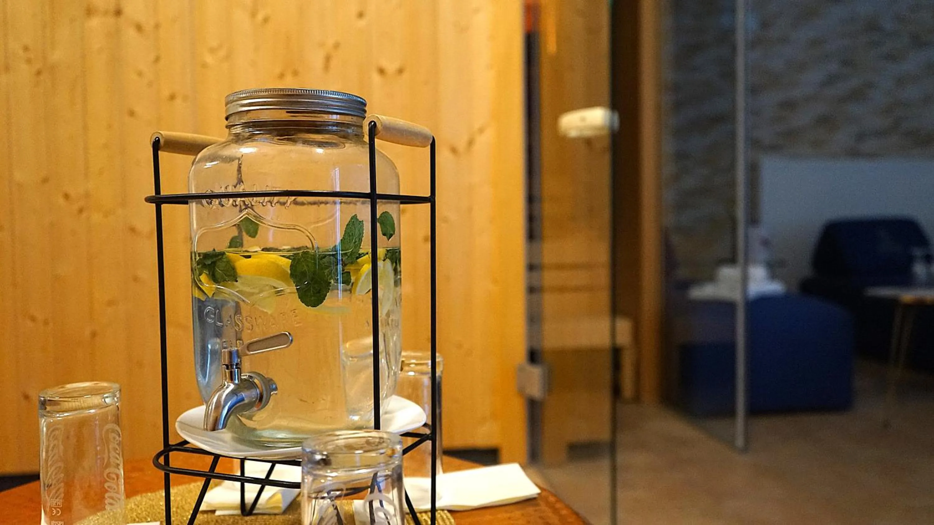 Sauna in Best Western Plus Royal Suites