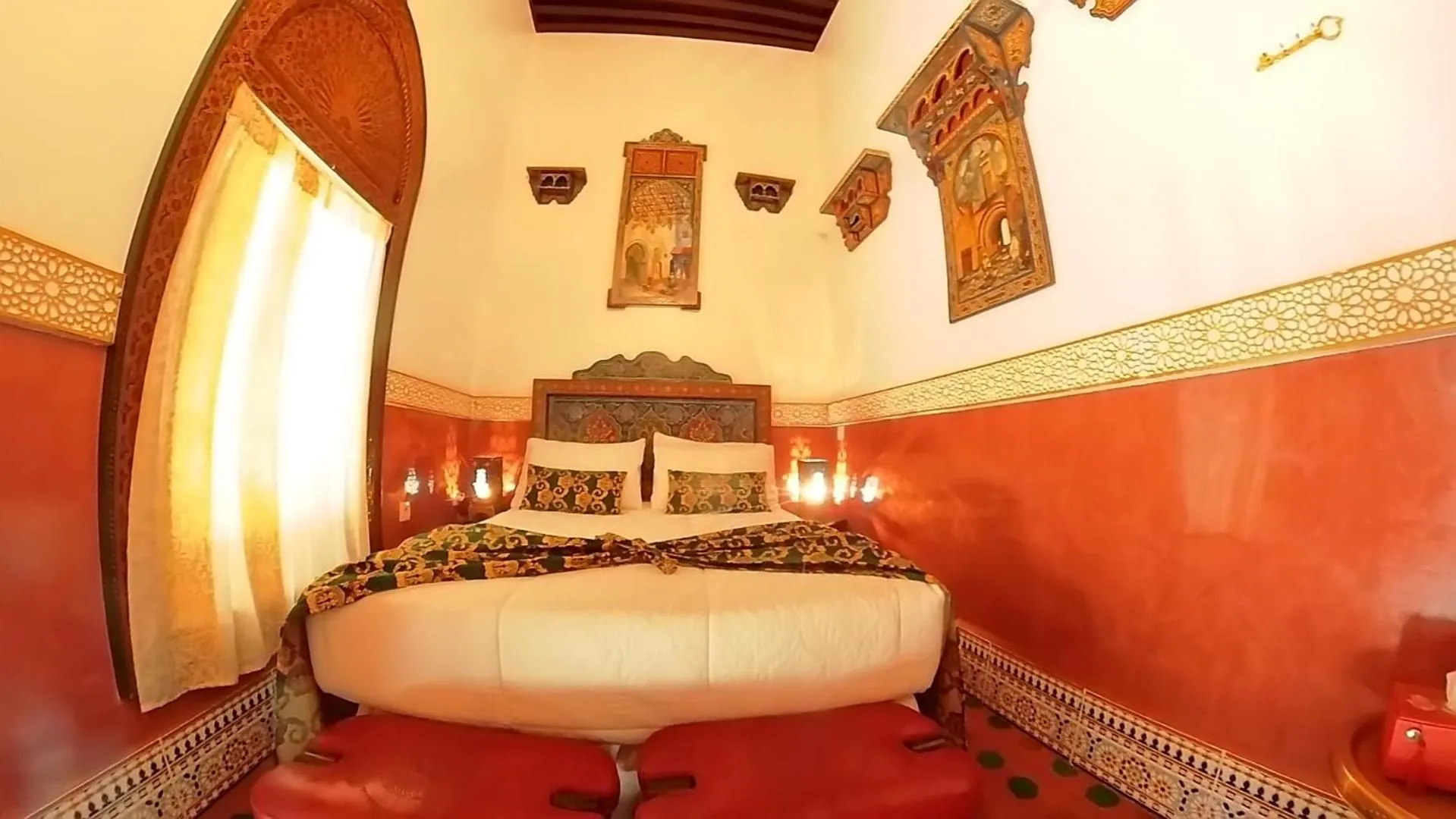 Photo of the whole room, Bed in Riad Las Mil y una Noches 1 Tetuan