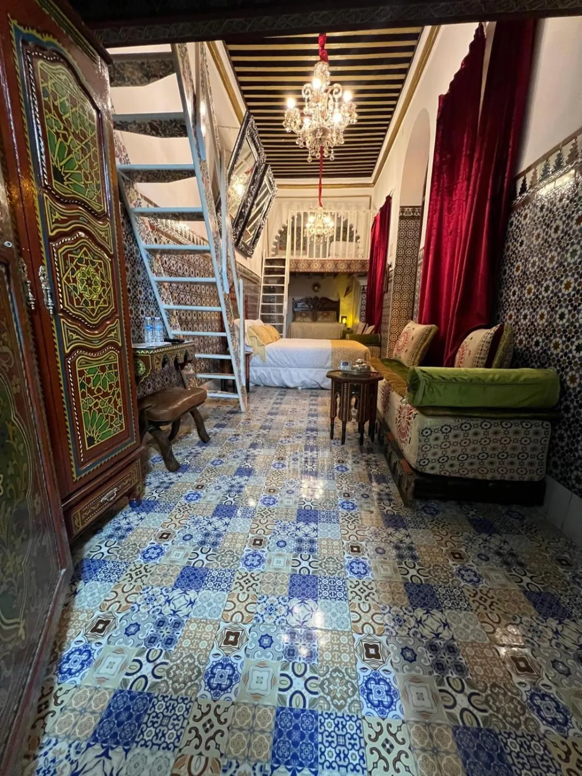Seating area in Riad Las Mil y una Noches 1 Tetuan