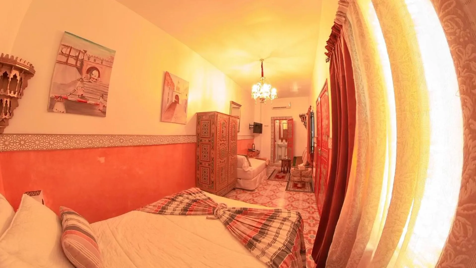 Bed in Riad Las Mil y una Noches 1 Tetuan