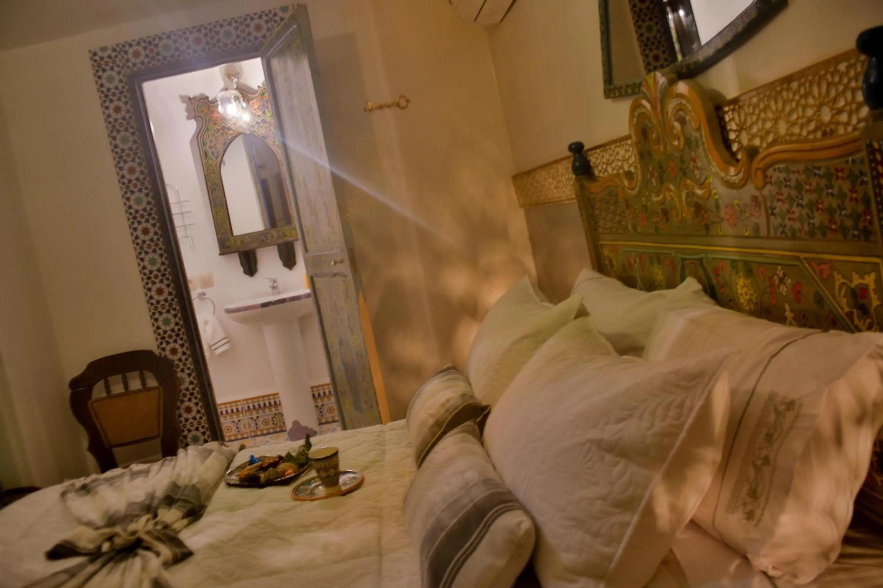 Bed in Riad Las Mil y una Noches 1 Tetuan