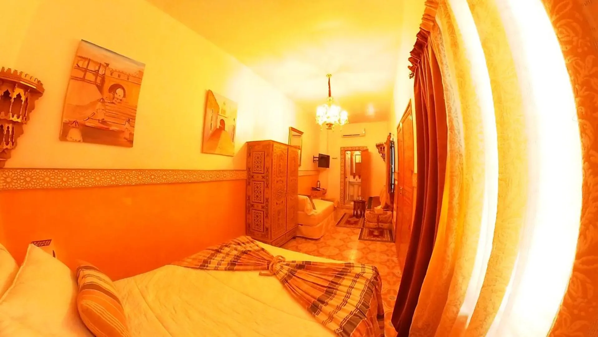 Bed in Riad Las Mil y una Noches 1 Tetuan