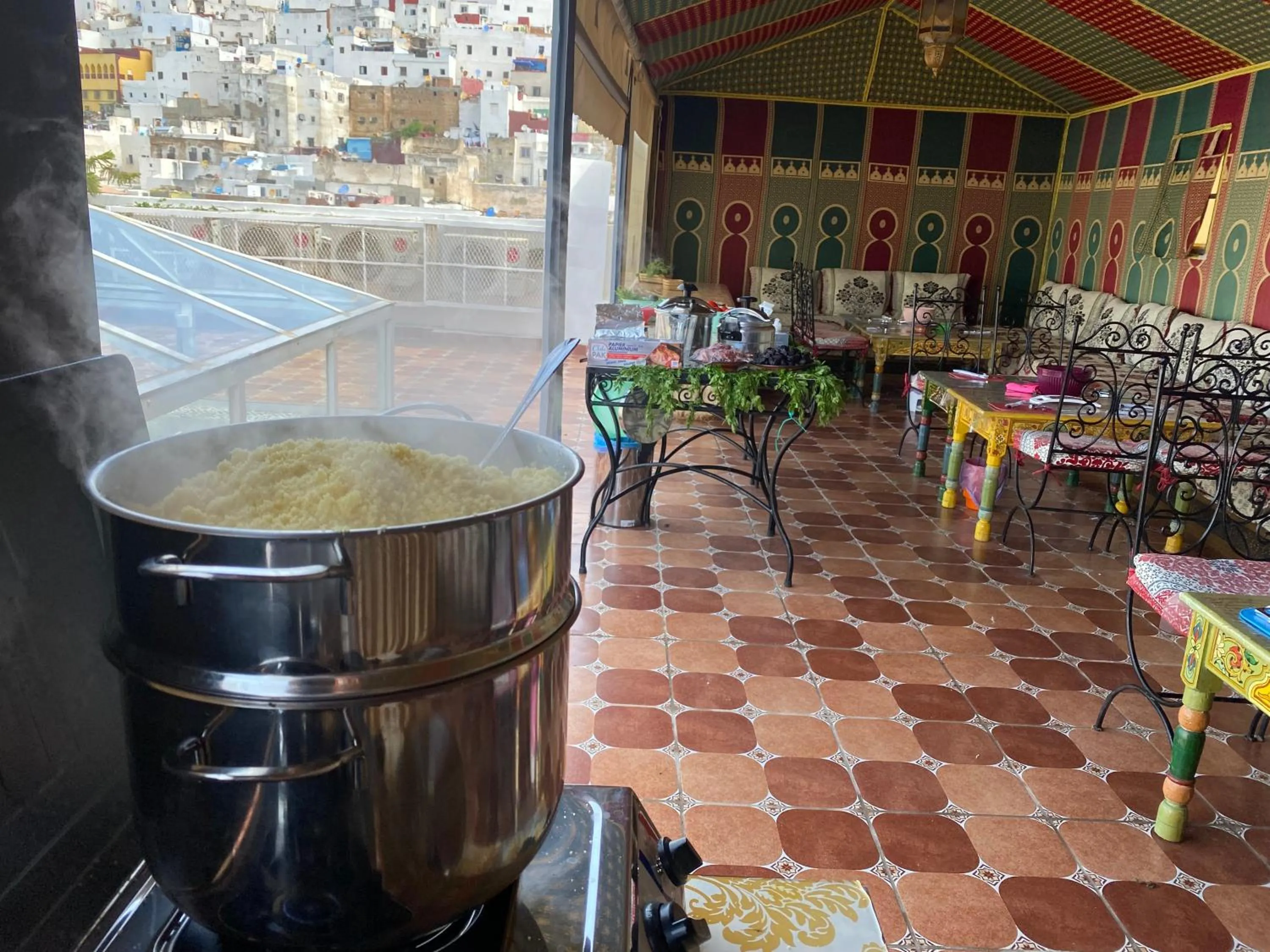 Restaurant/places to eat in Riad Las Mil y una Noches 1 Tetuan