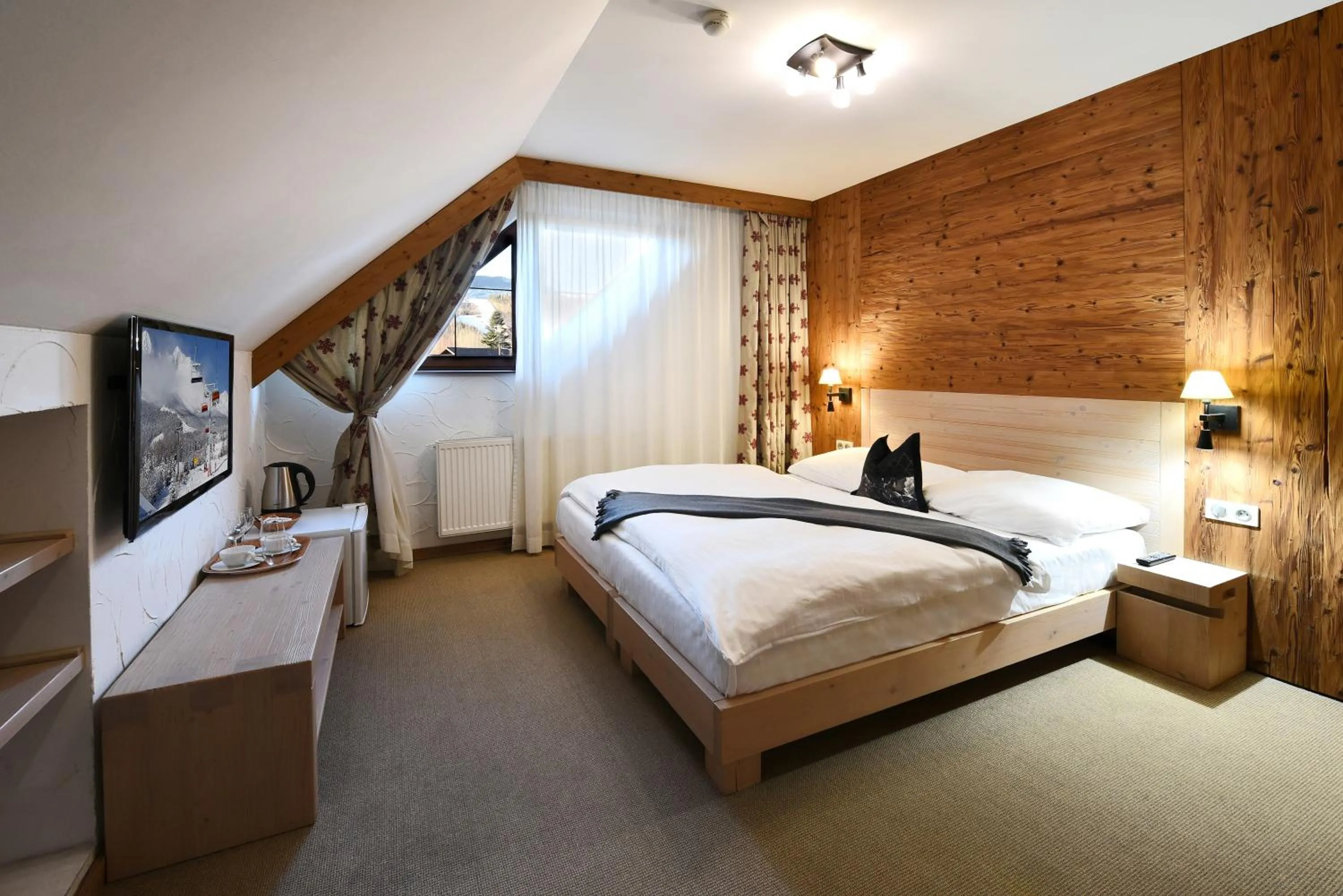 Photo of the whole room, Bed in APLEND Hotel Kukučka