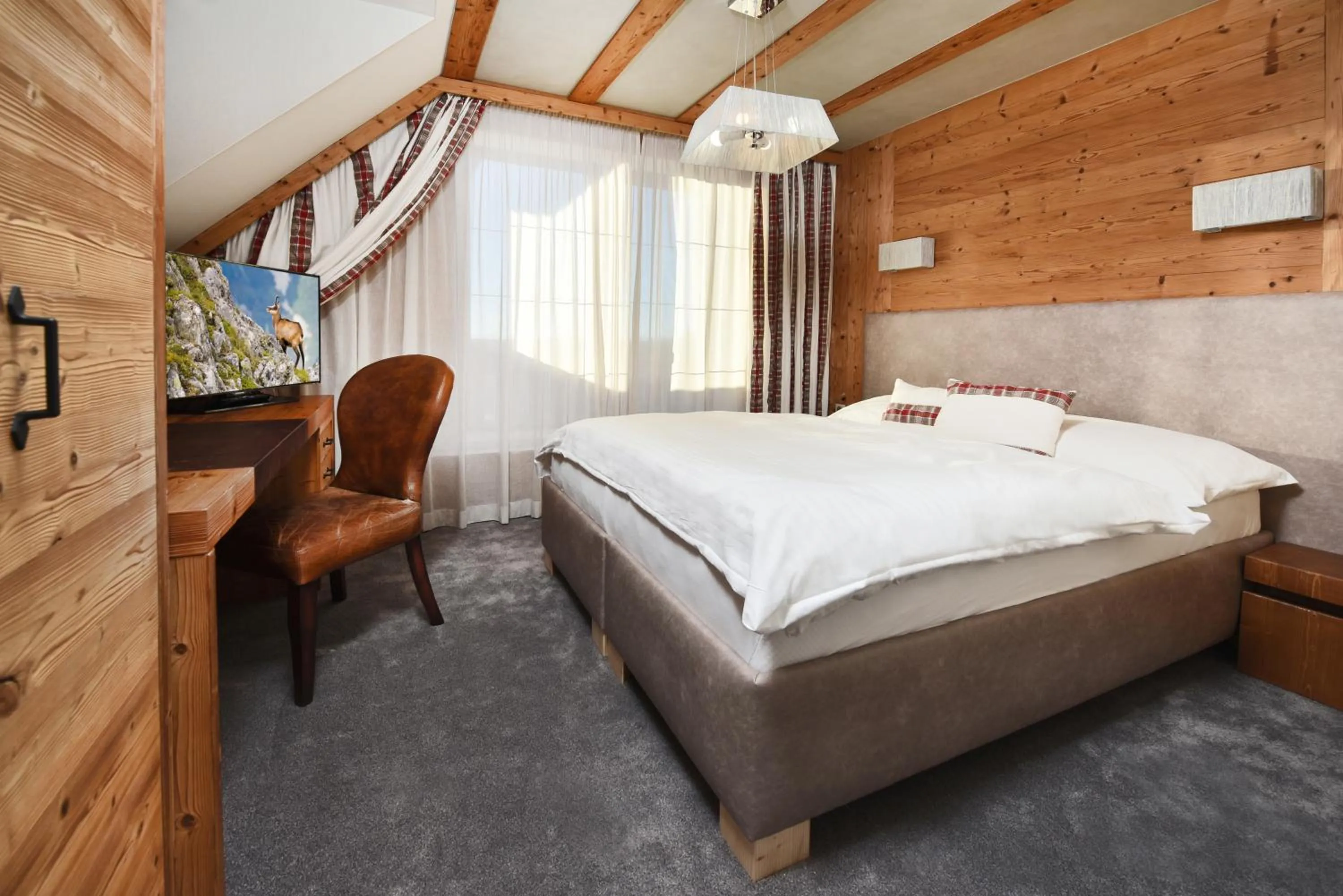 Bedroom, Bed in APLEND Hotel Kukučka