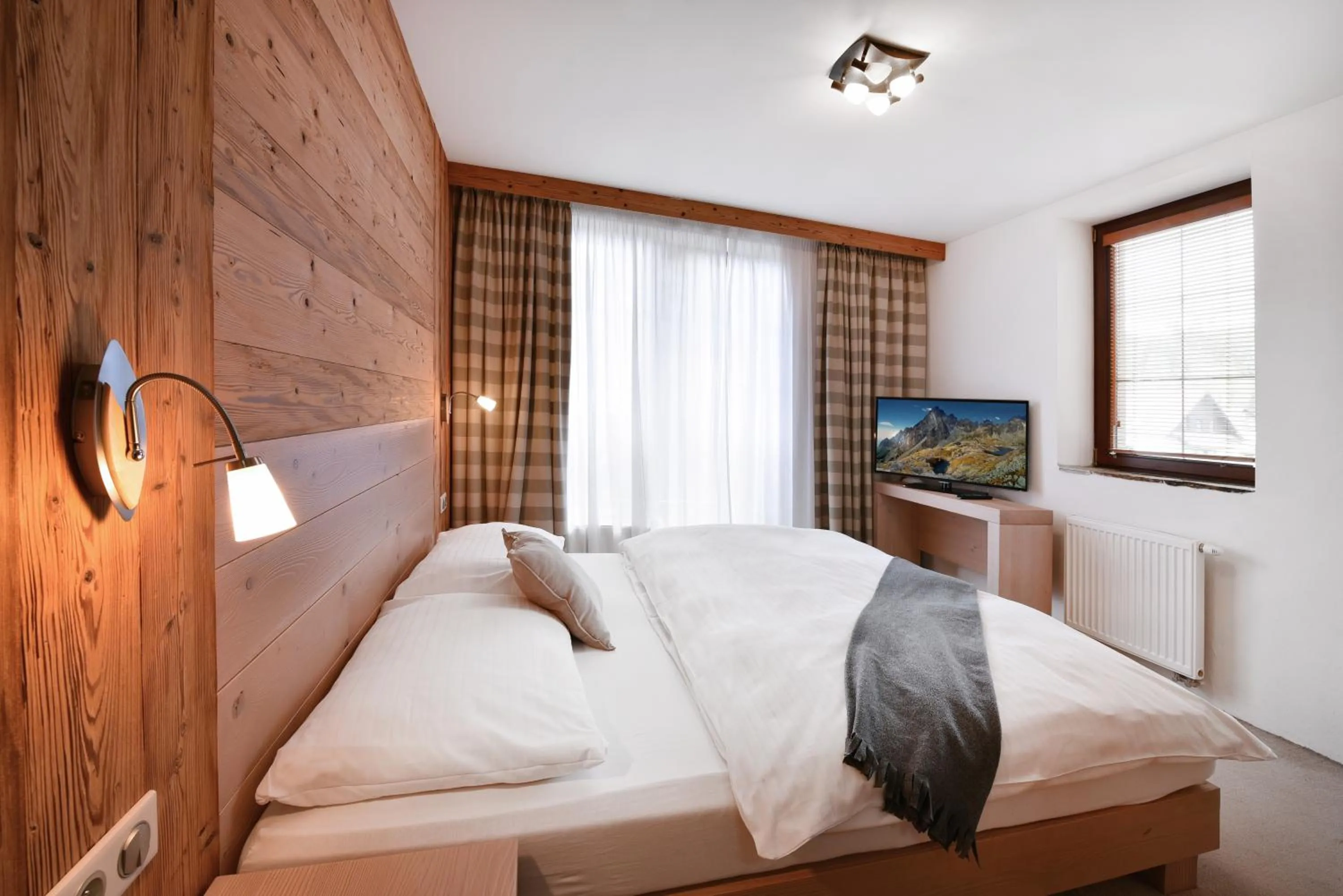 Bedroom, Bed in APLEND Hotel Kukučka