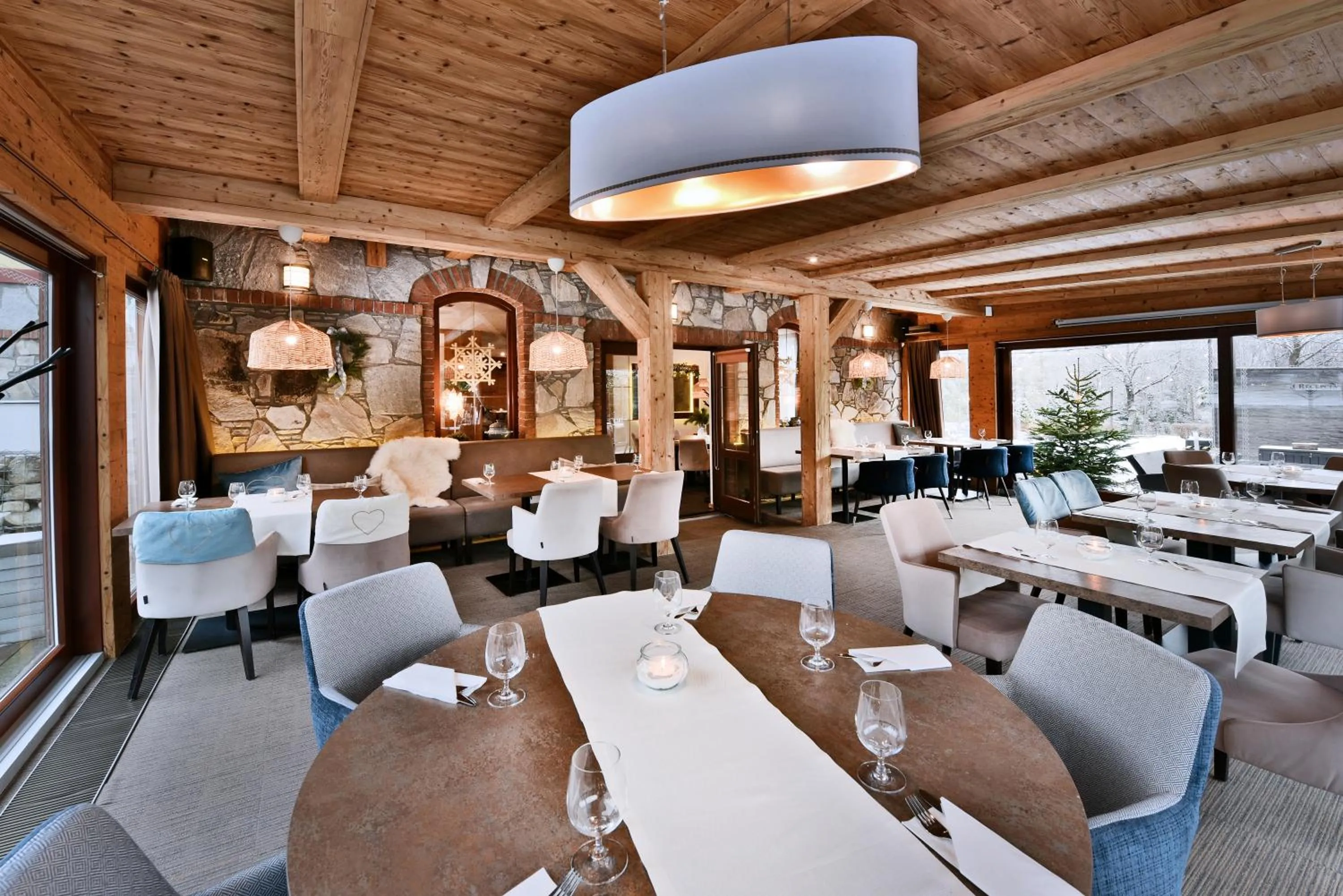 Restaurant/places to eat in APLEND Hotel Kukučka