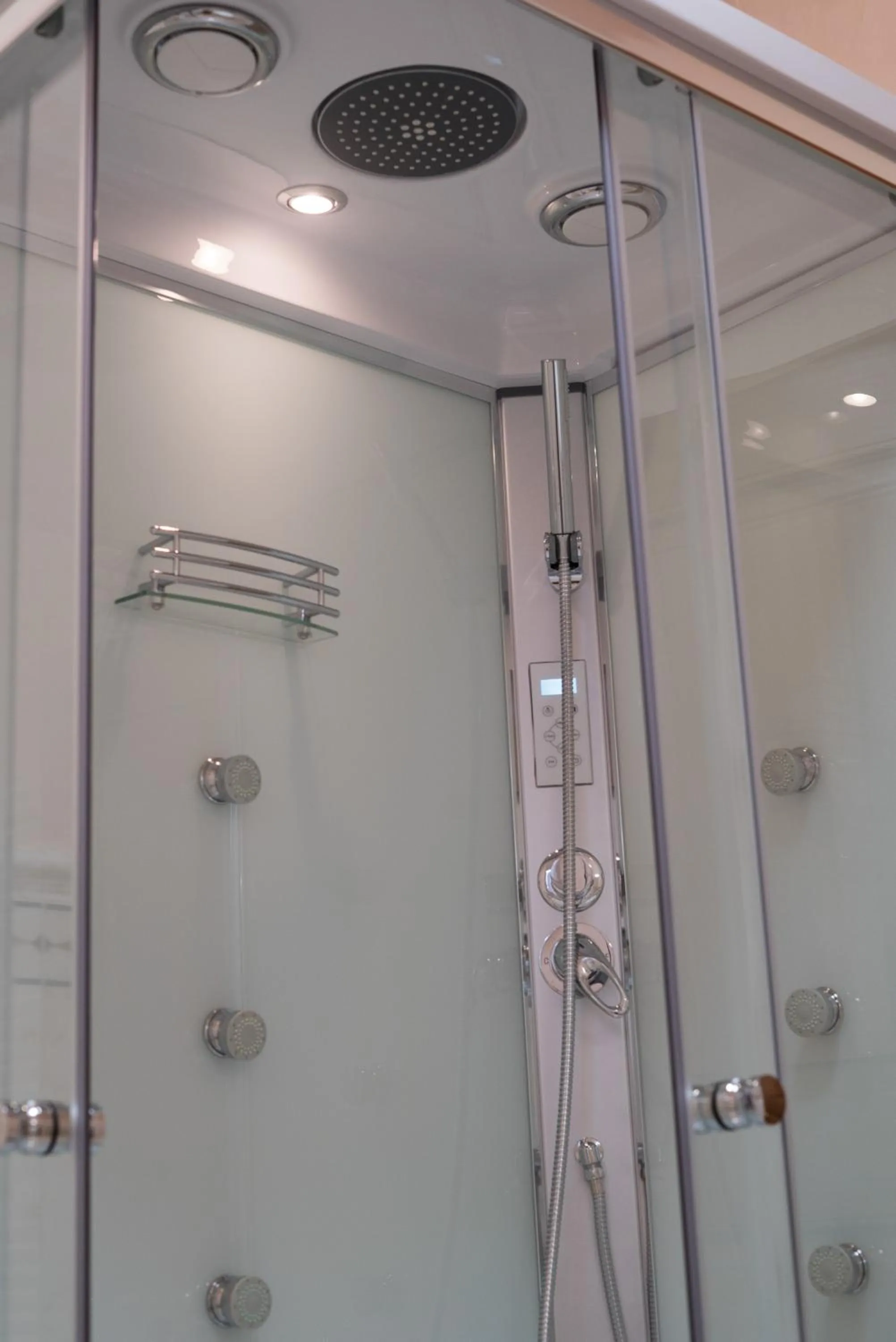 Shower in B&B la Serenissima