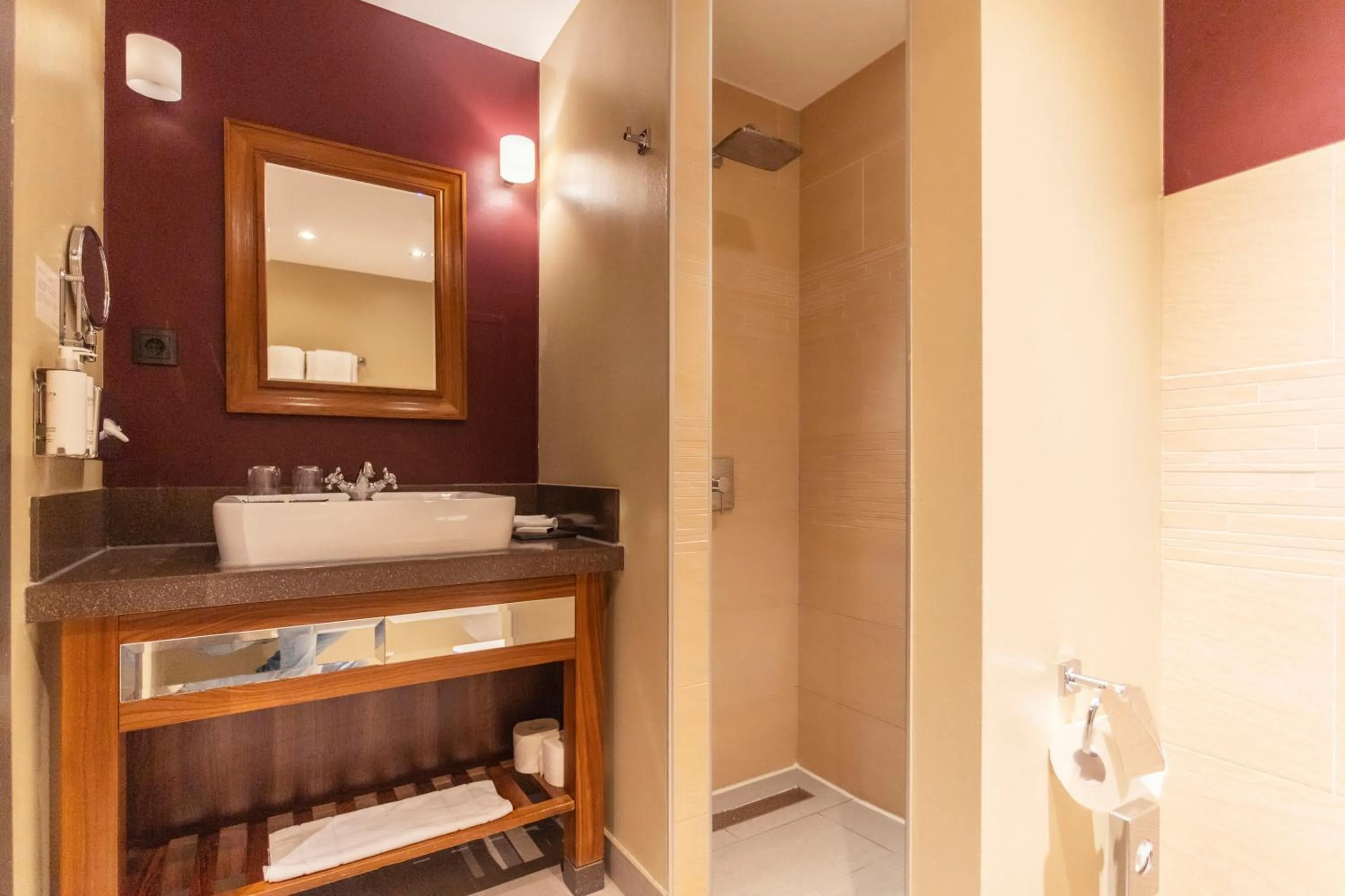 Bathroom in Aspria Hamburg Uhlenhorst Sport & Spa