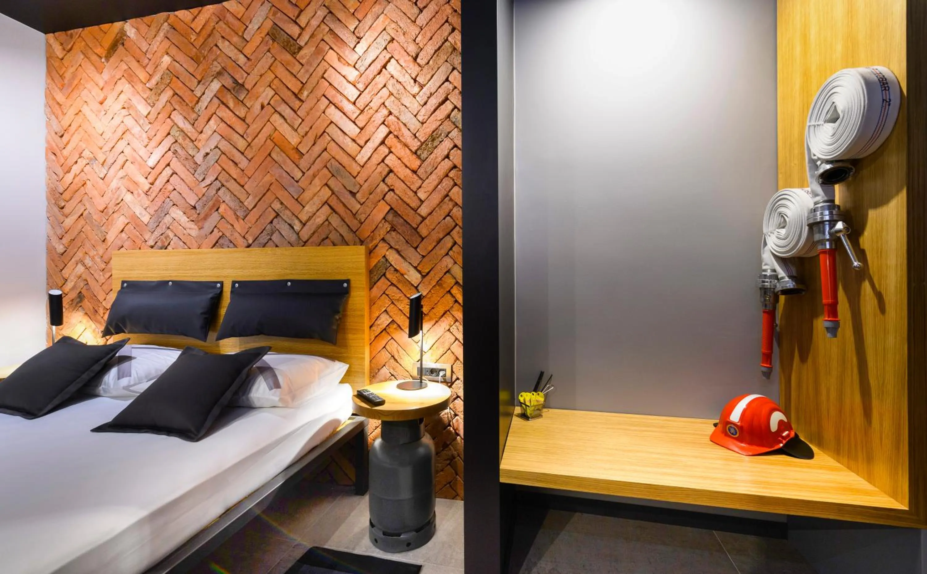 Bathroom in Split Industrial Design Rooms