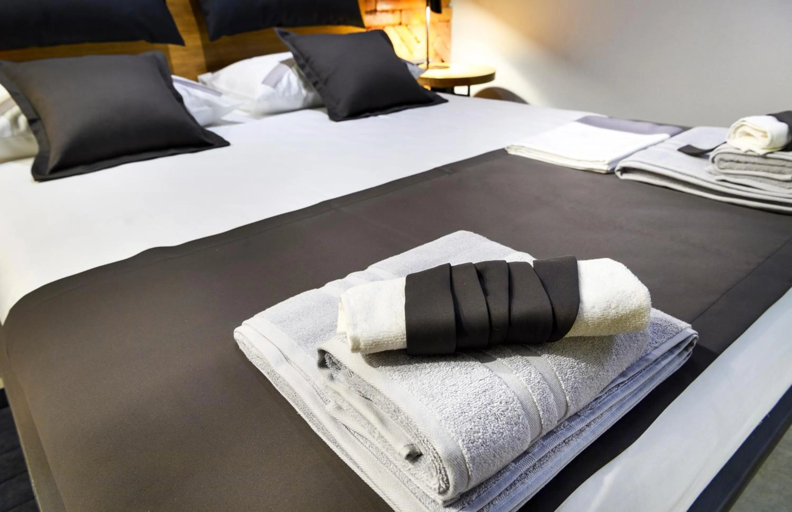 Decorative detail in Split Industrial Design Rooms