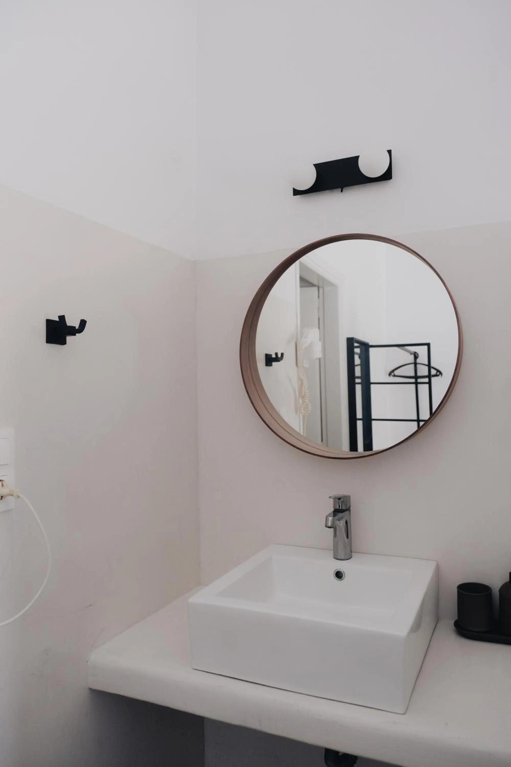 Paradise Apartments Studios