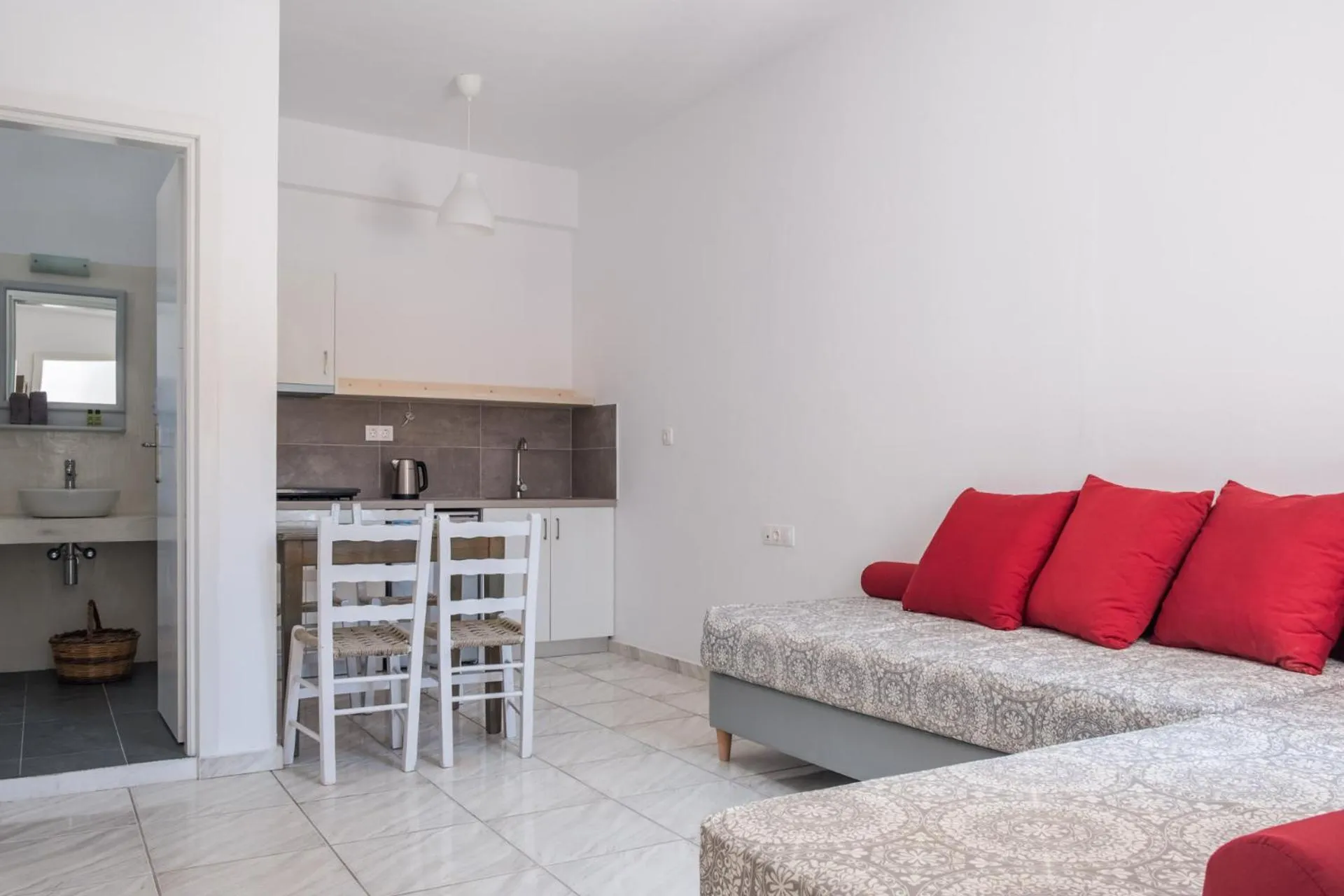 Living room in Paradise Apartments Studios