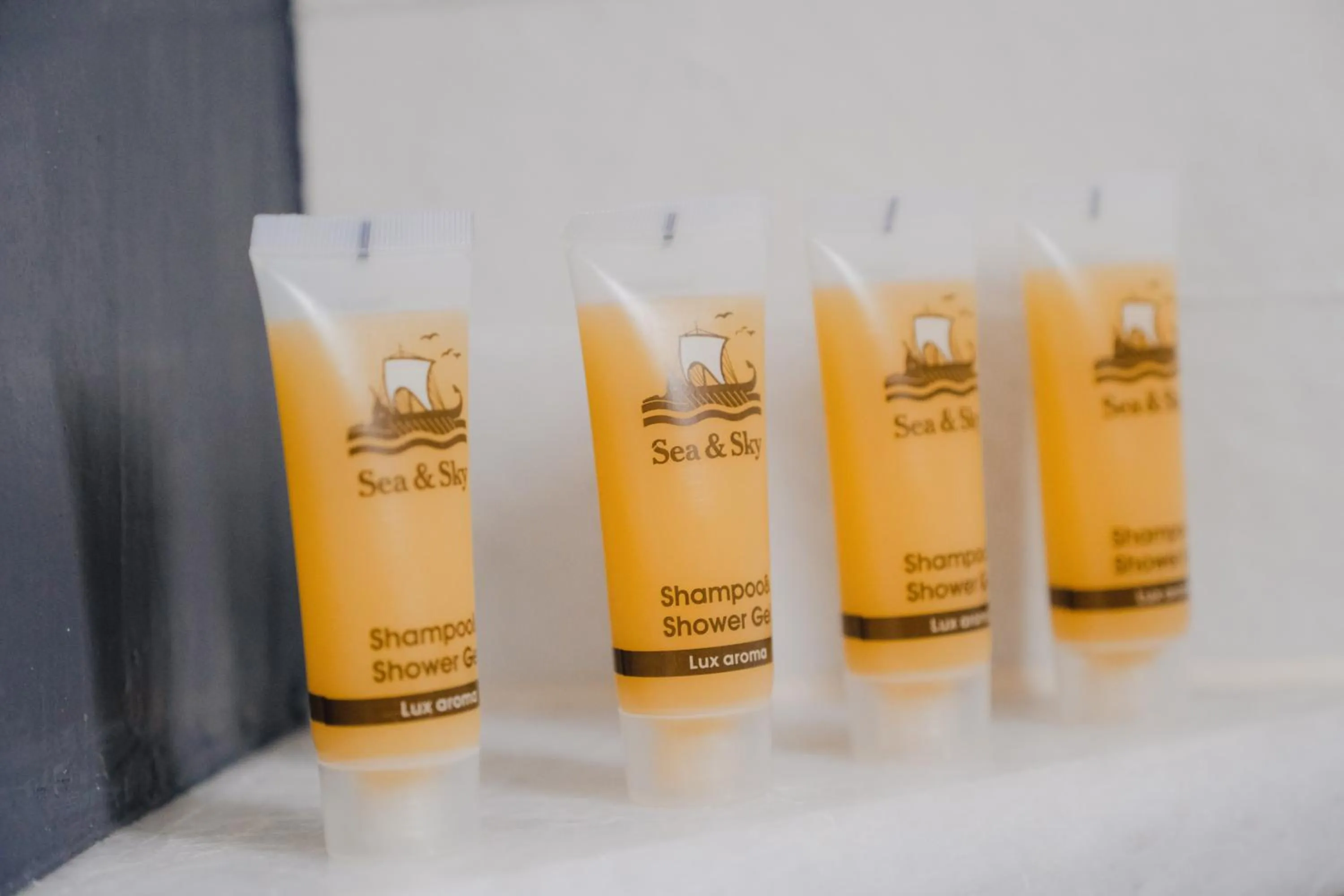 Paradise Apartments Studios