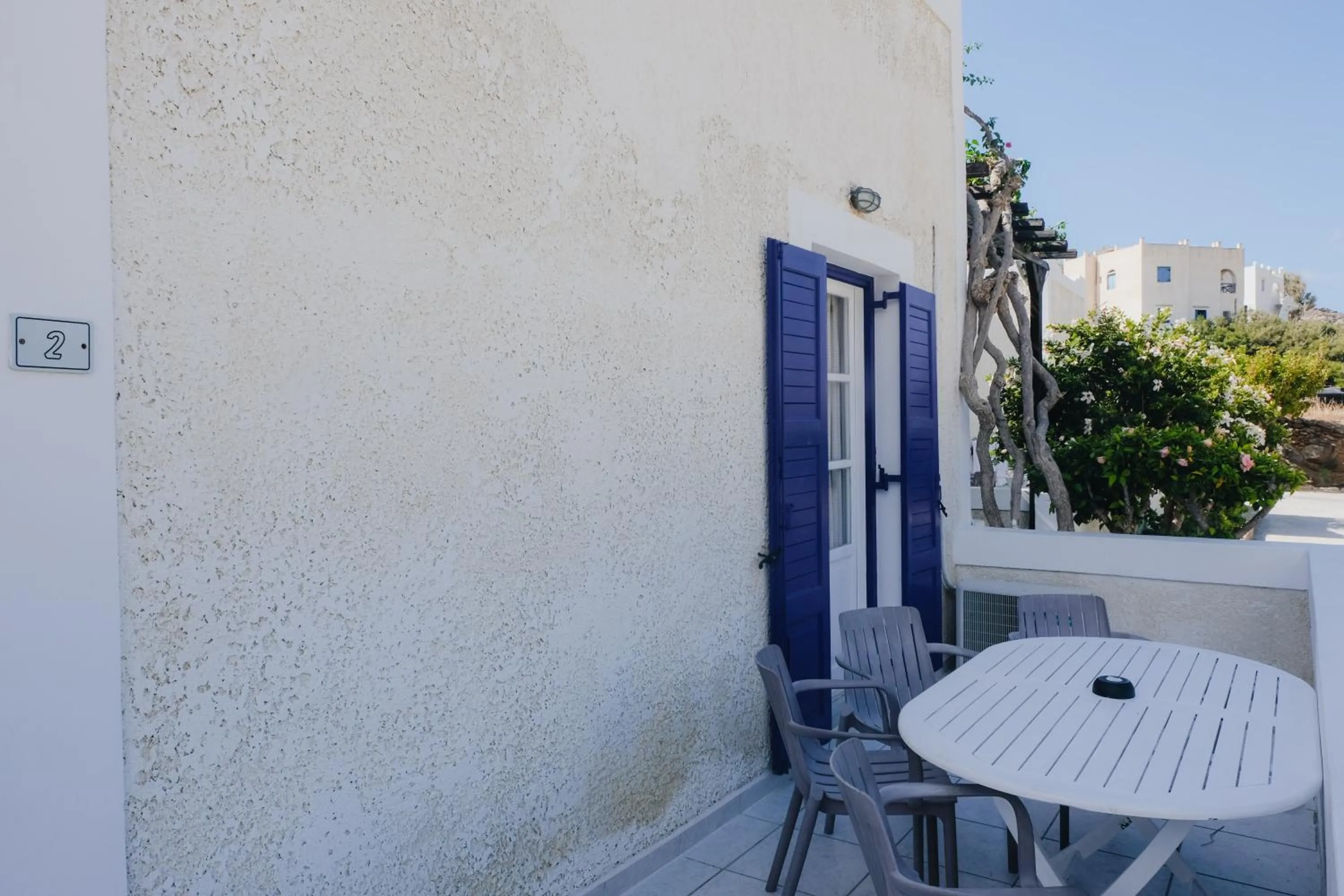 Paradise Apartments Studios