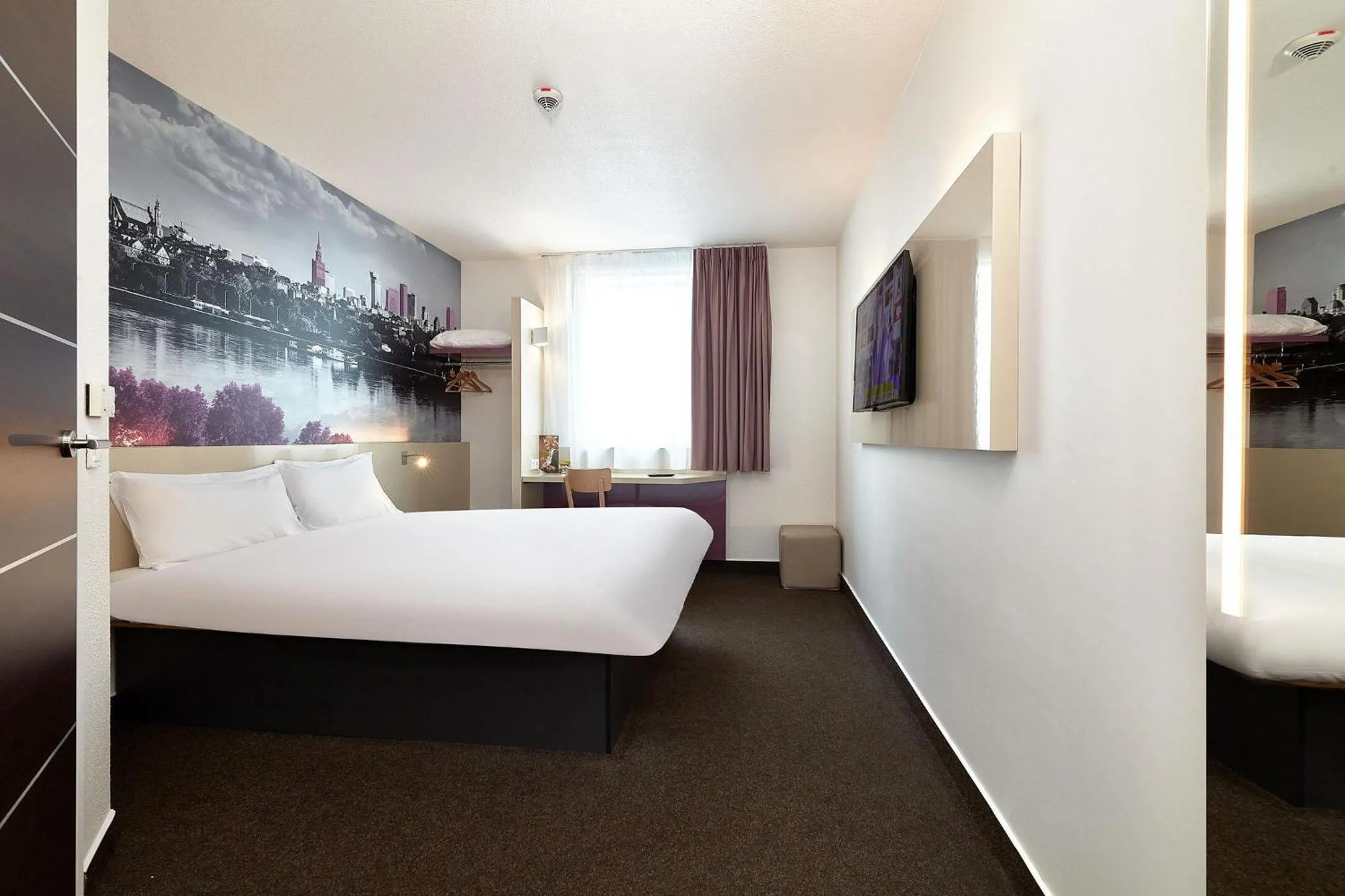 Photo of the whole room, Bed in B&B Hotel Warszawa-Okęcie