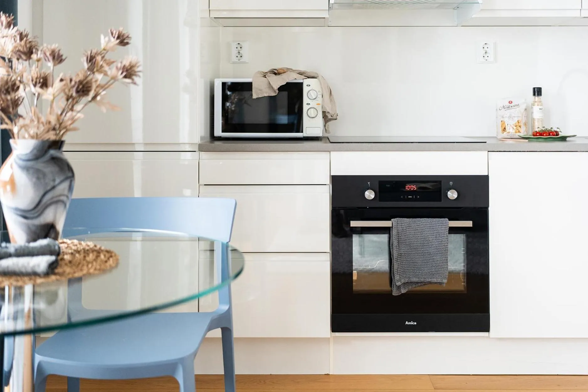 microwave in BJØRVIKA APARTMENTS, Opera Area, Oslo city center