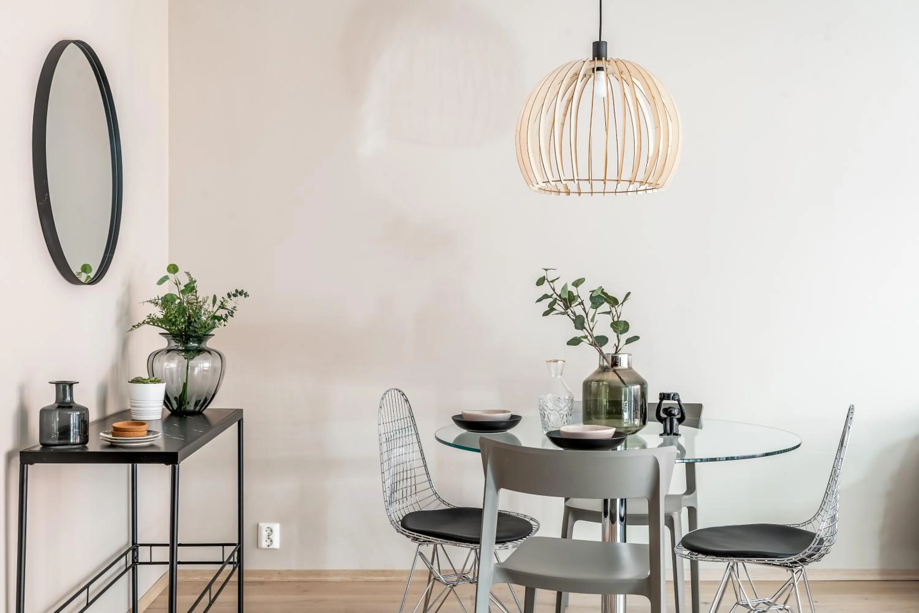 Dining area in BJØRVIKA APARTMENTS, Opera Area, Oslo city center