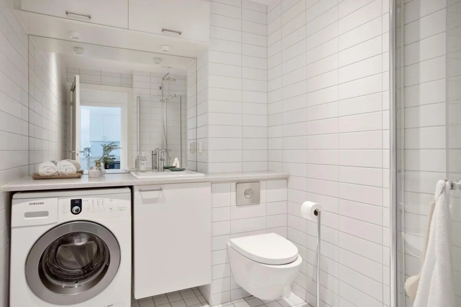 Bathroom in BJØRVIKA APARTMENTS, Opera Area, Oslo city center