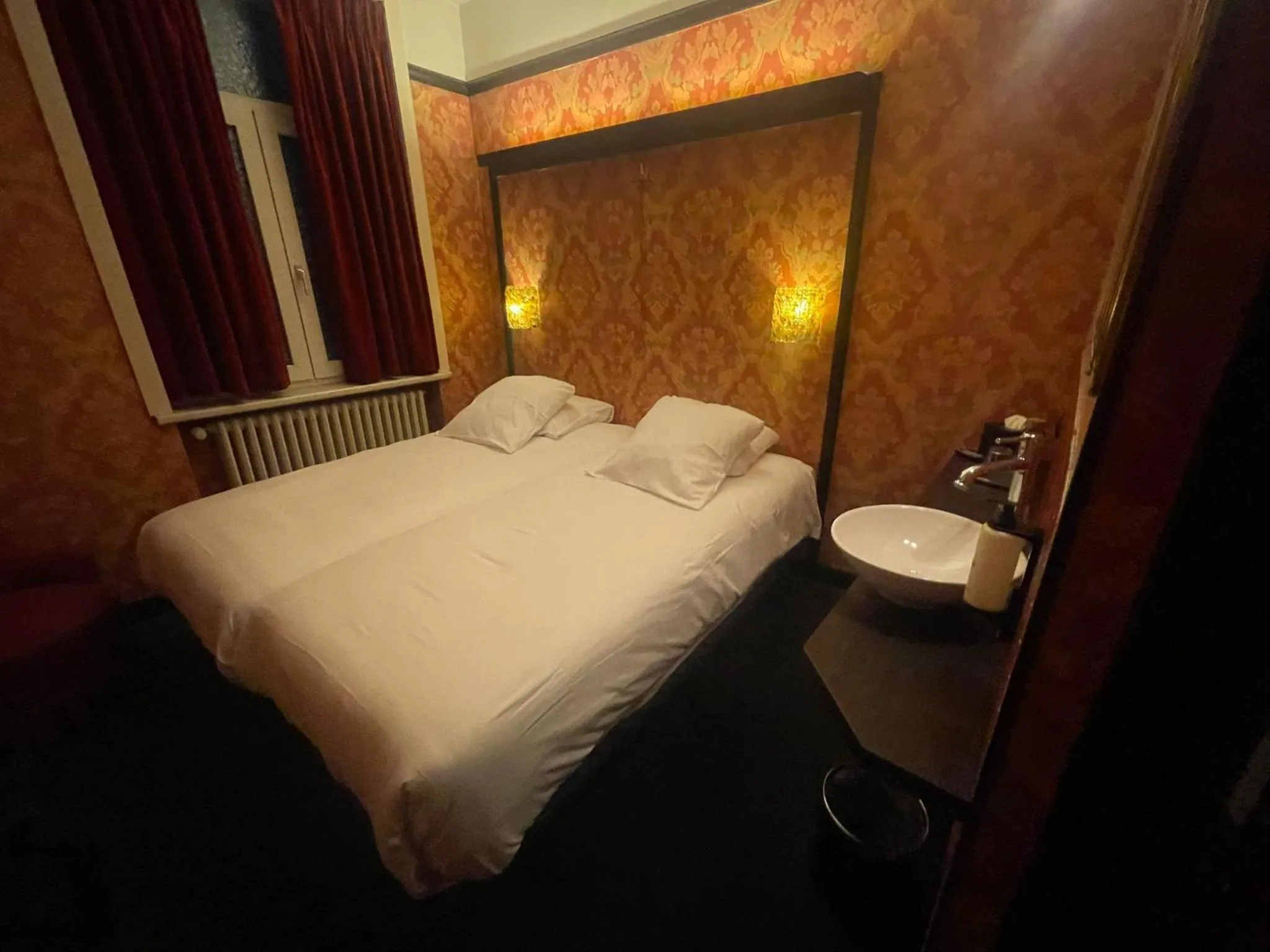 Bedroom, Bed in Latroupe Hotel Le Berger