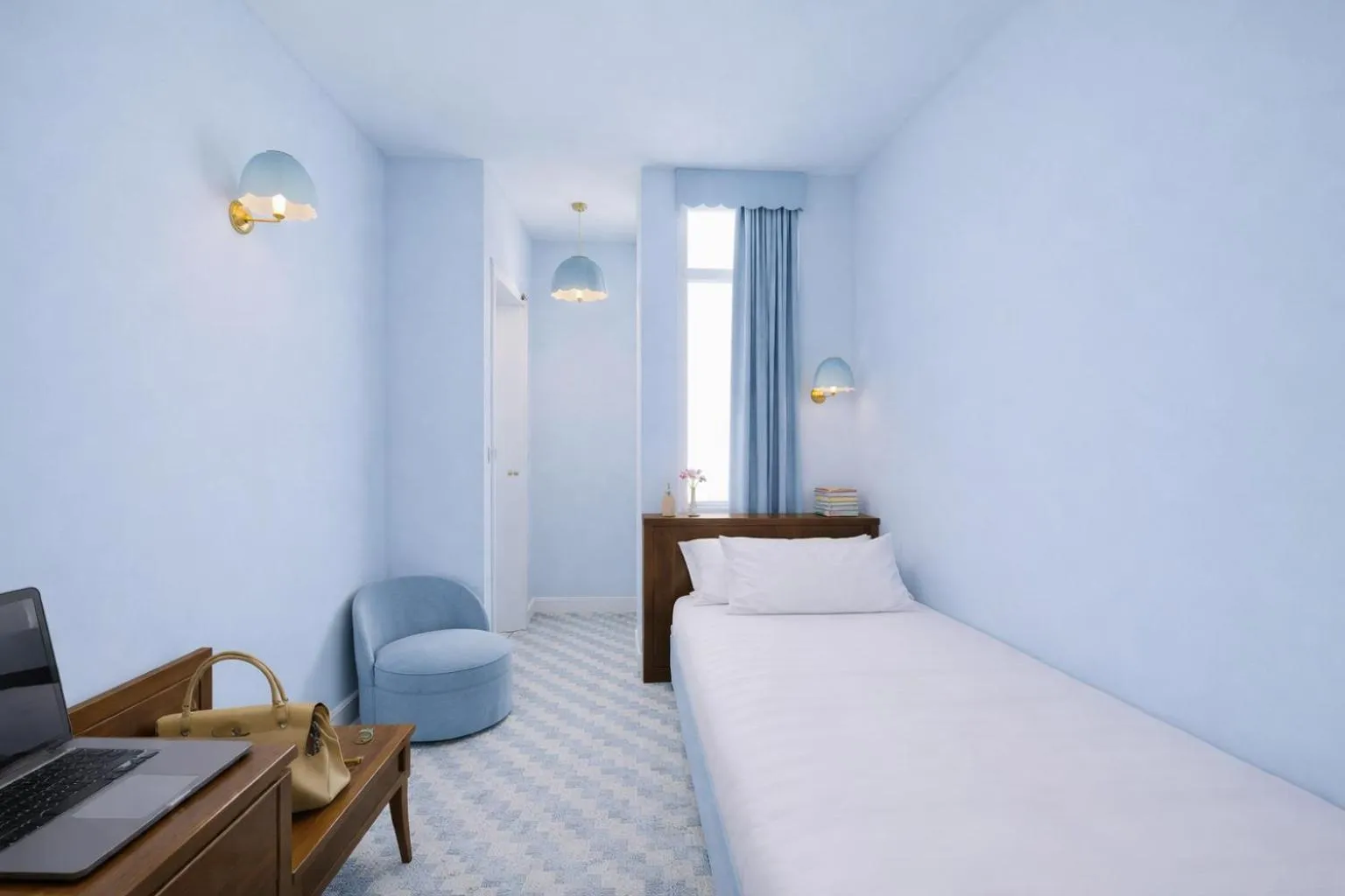 Bed in Latroupe Hotel Le Berger