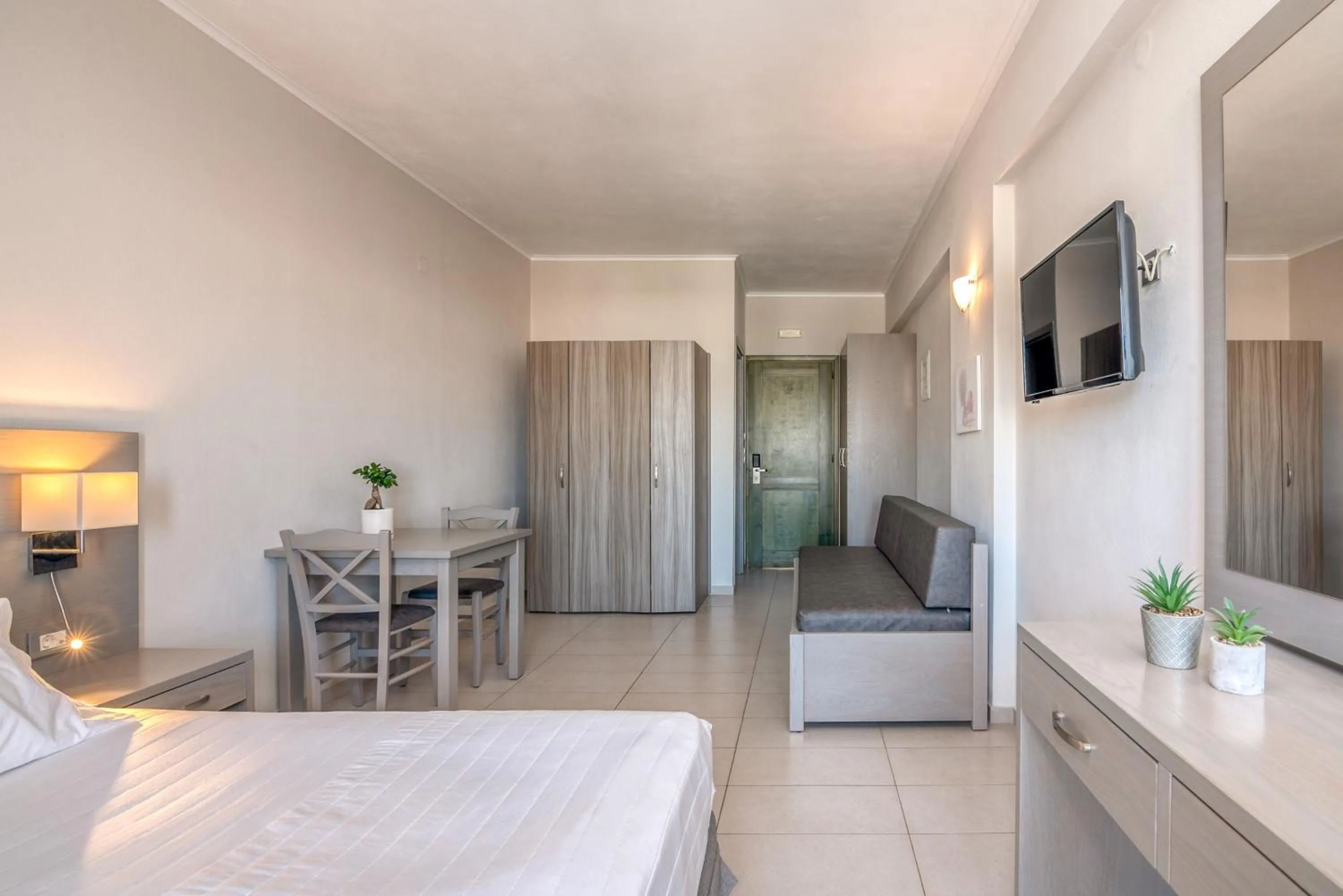 Photo of the whole room, Bed in Christina Beach Hotel