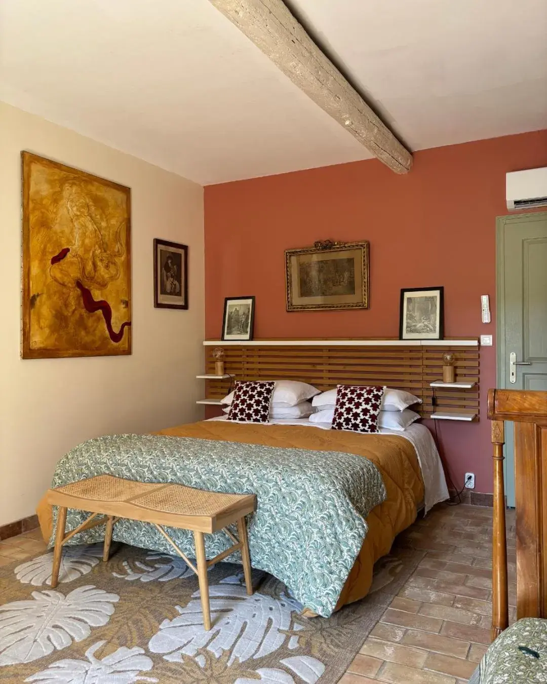 Deluxe Double Room (2 Adults + 1 Child) in Domaine du Commandeur Deluxe Double Room (2 Adults + 1 Child) in Domaine du Commandeur