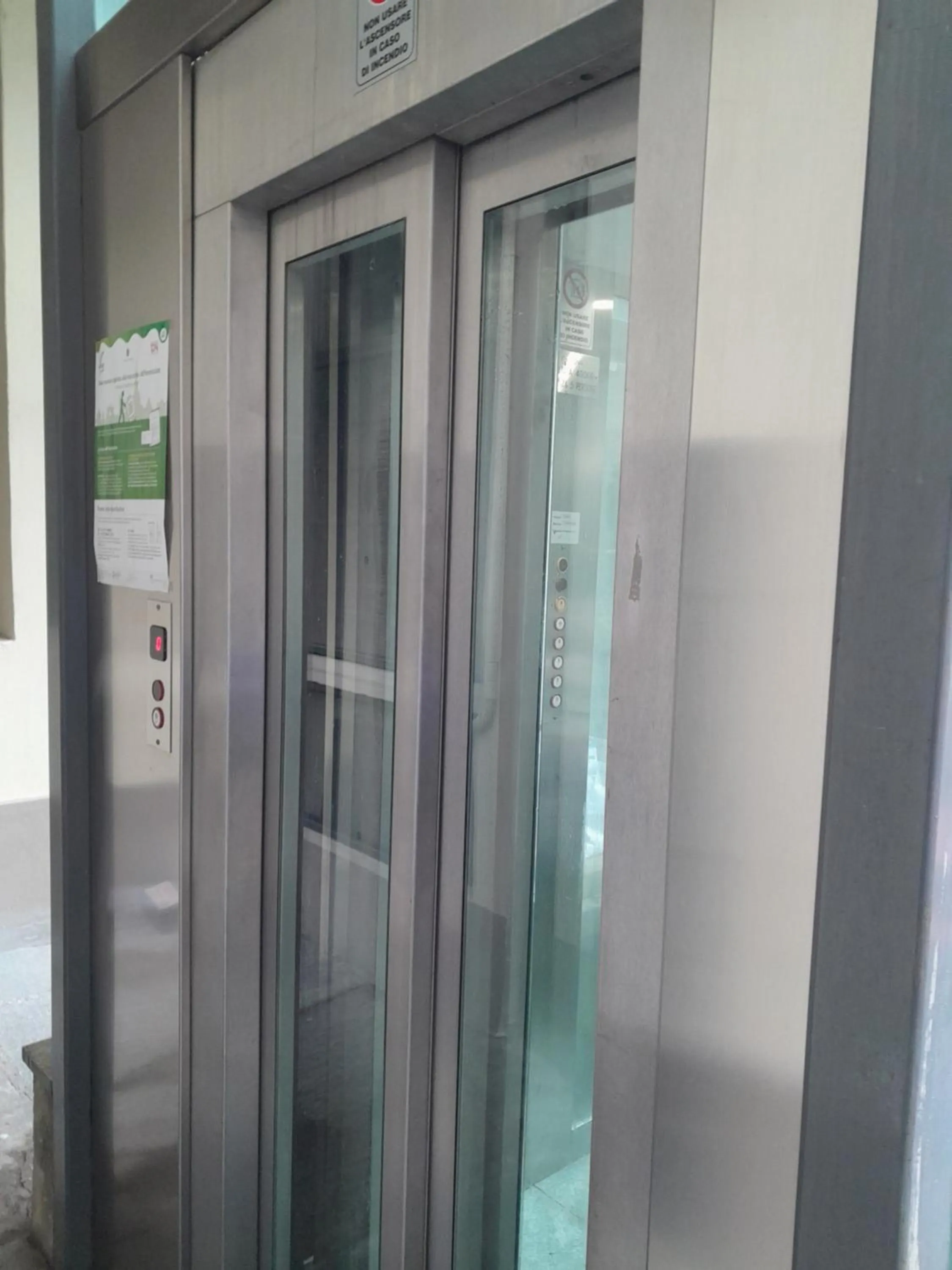 elevator in Alloggio Fronte Egizio
