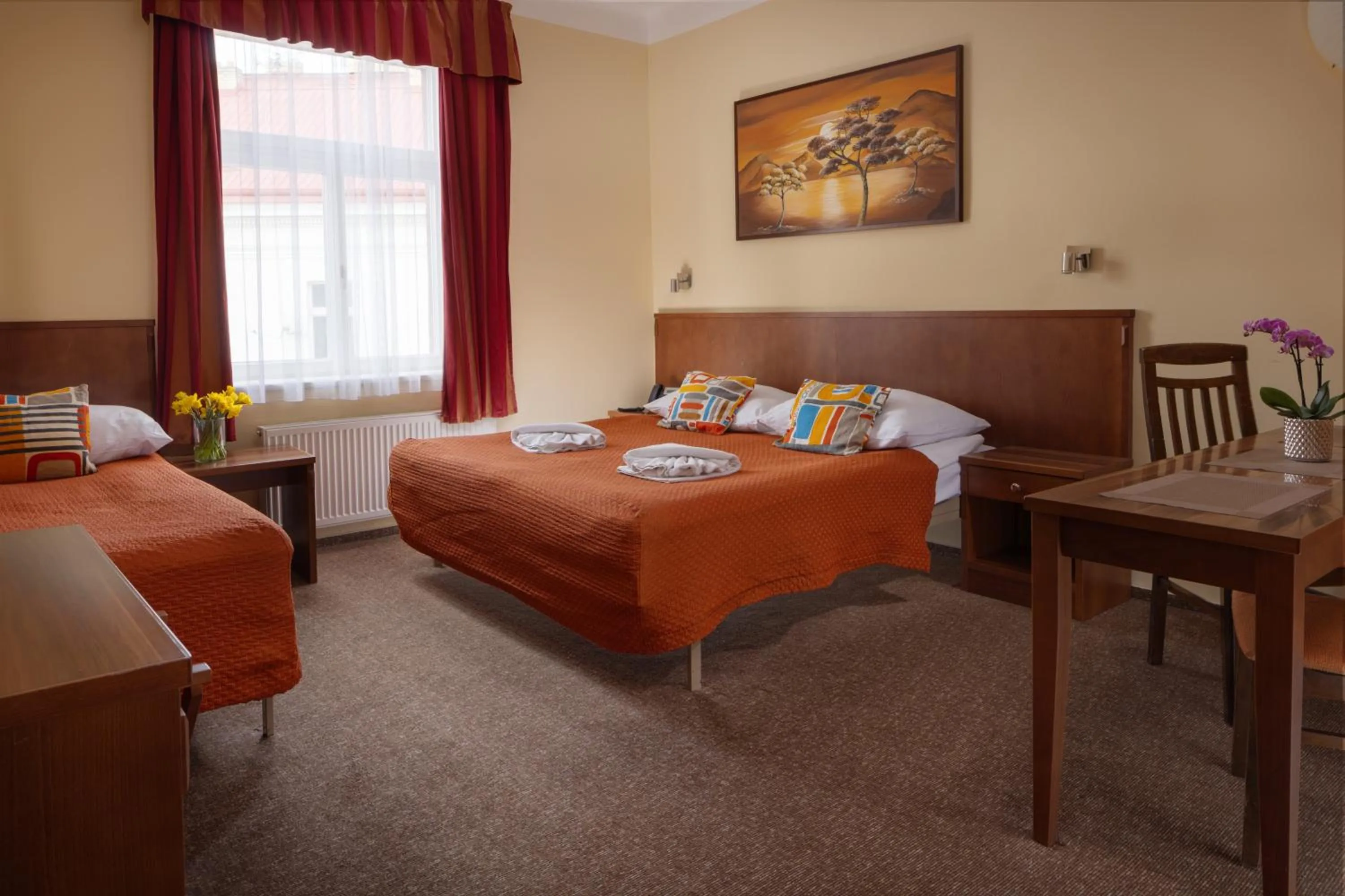 Bedroom, Bed in Anyday Apartments