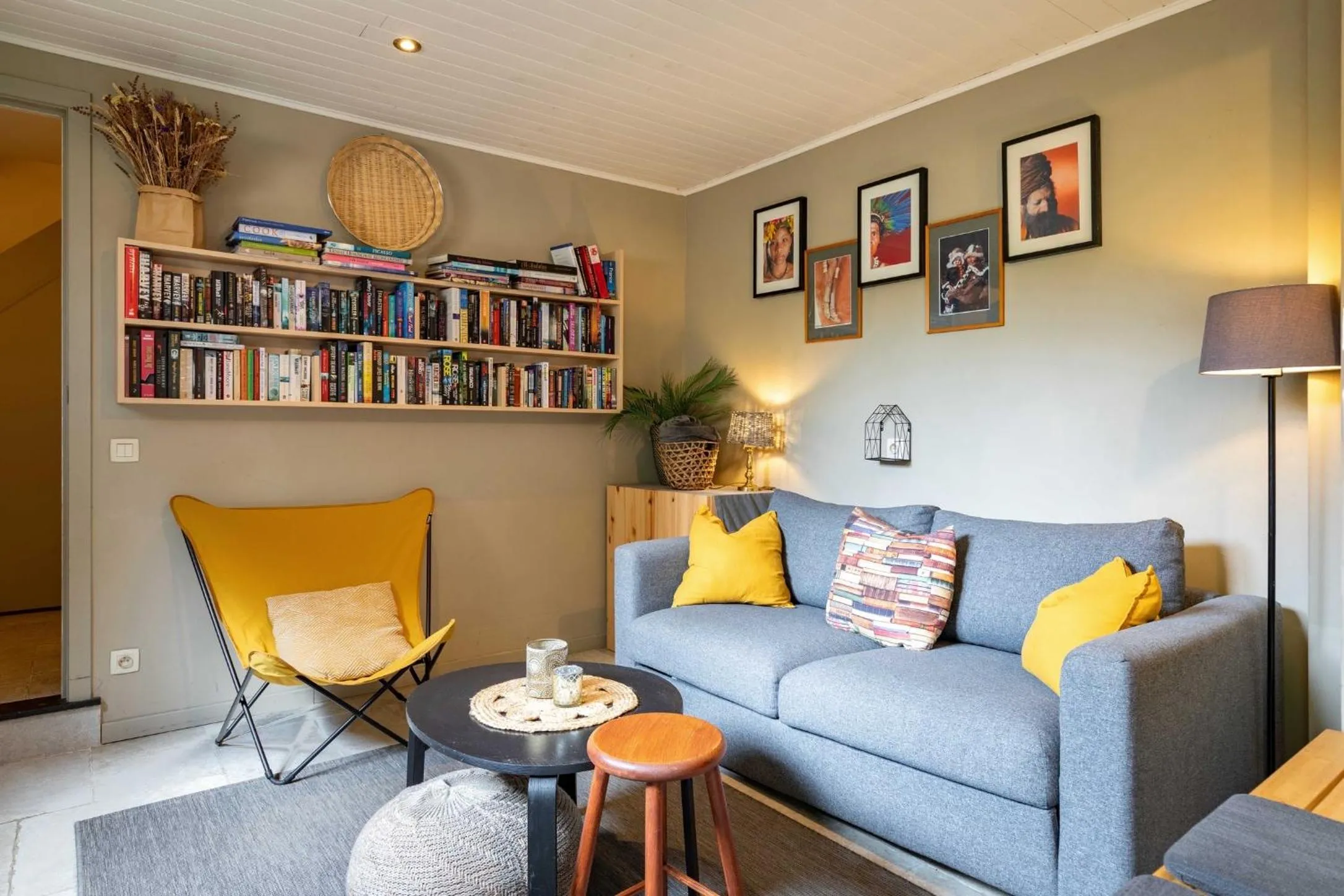 Library in Atlas Guesthouse