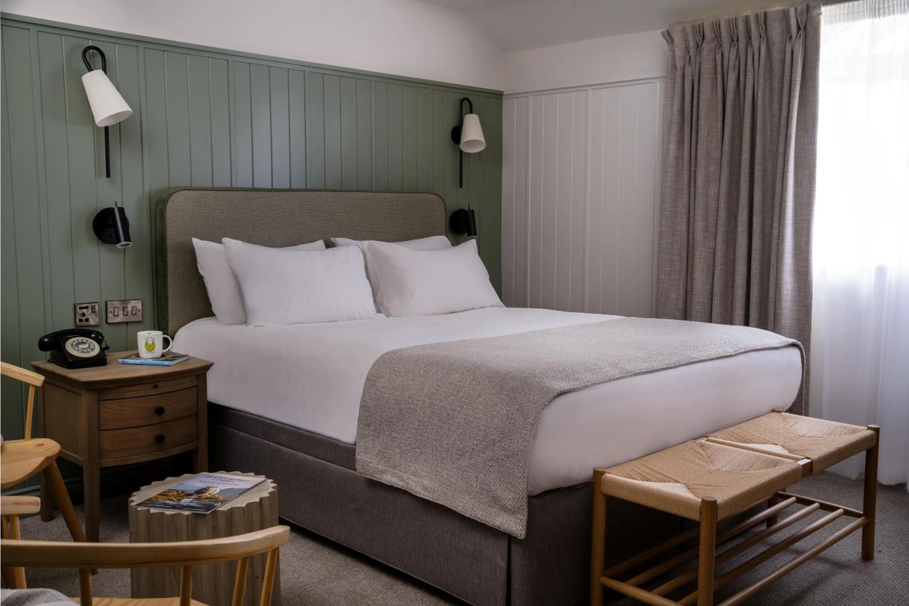 Bed in North Lakes Hotel and Spa