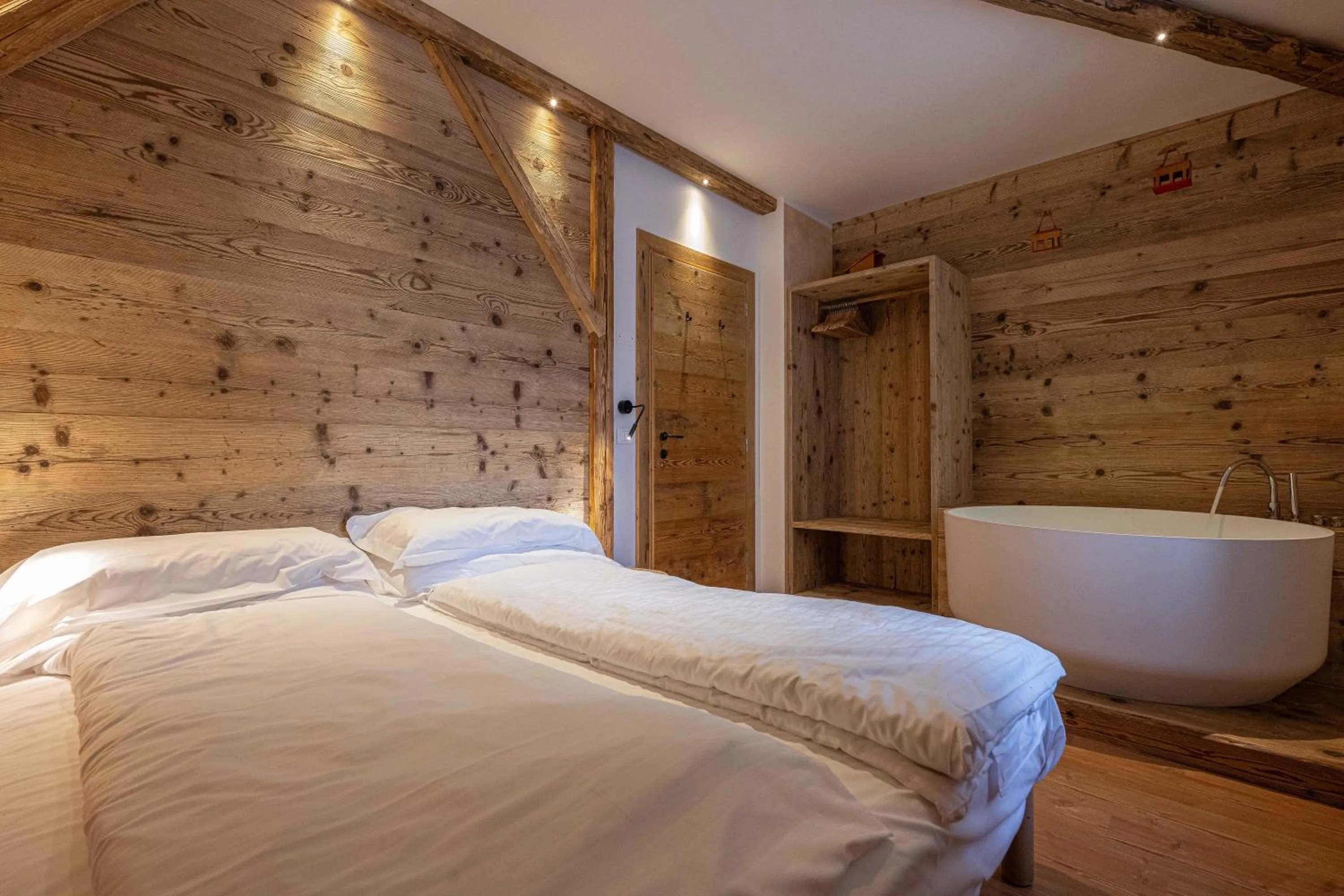 Hot Tub, Bed in Alla Regia