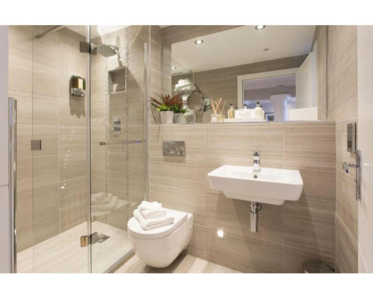 Bathroom in Serenity Inn the City