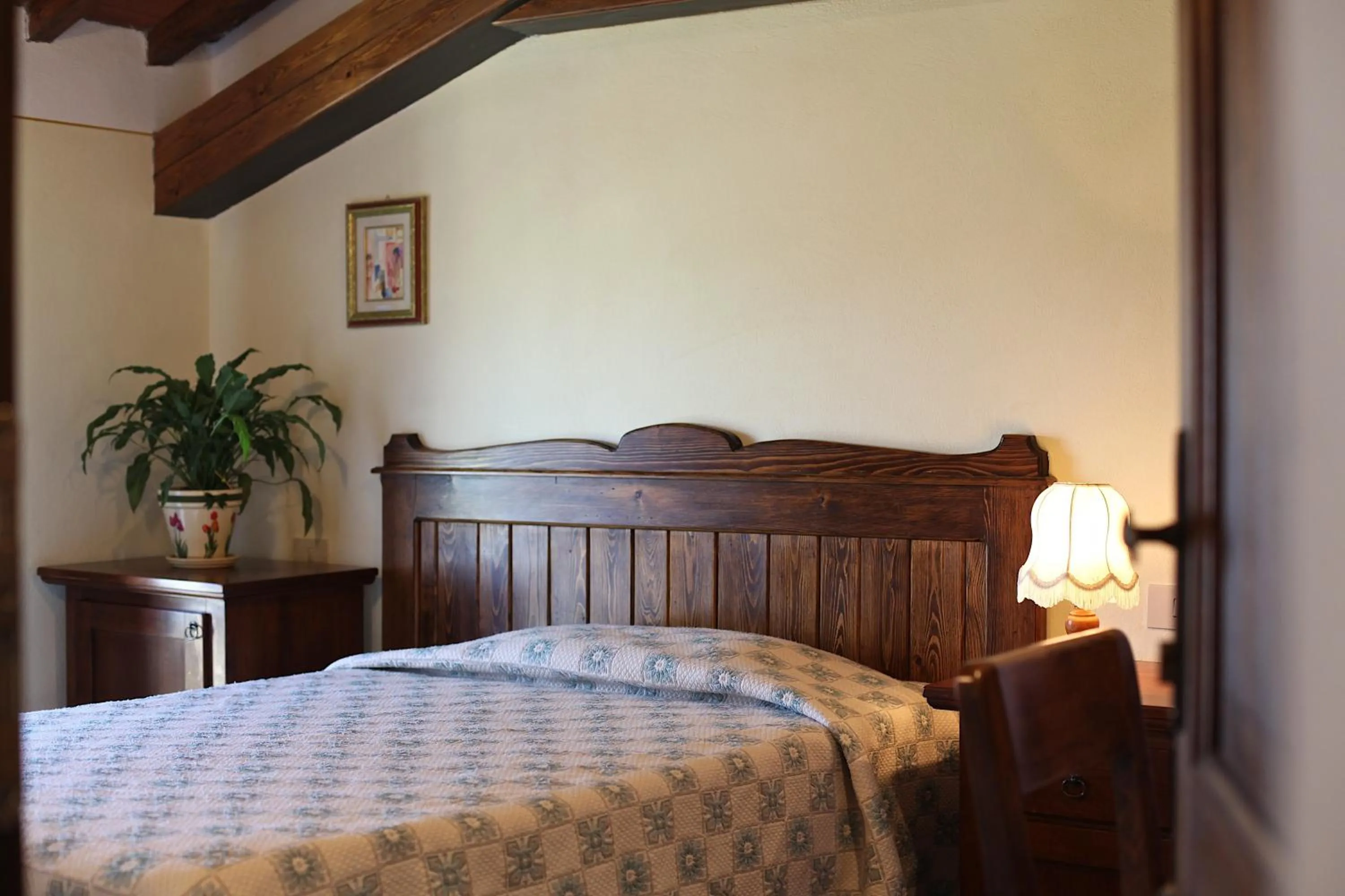 Decorative detail, Bed in Fattoria Pieve a Salti