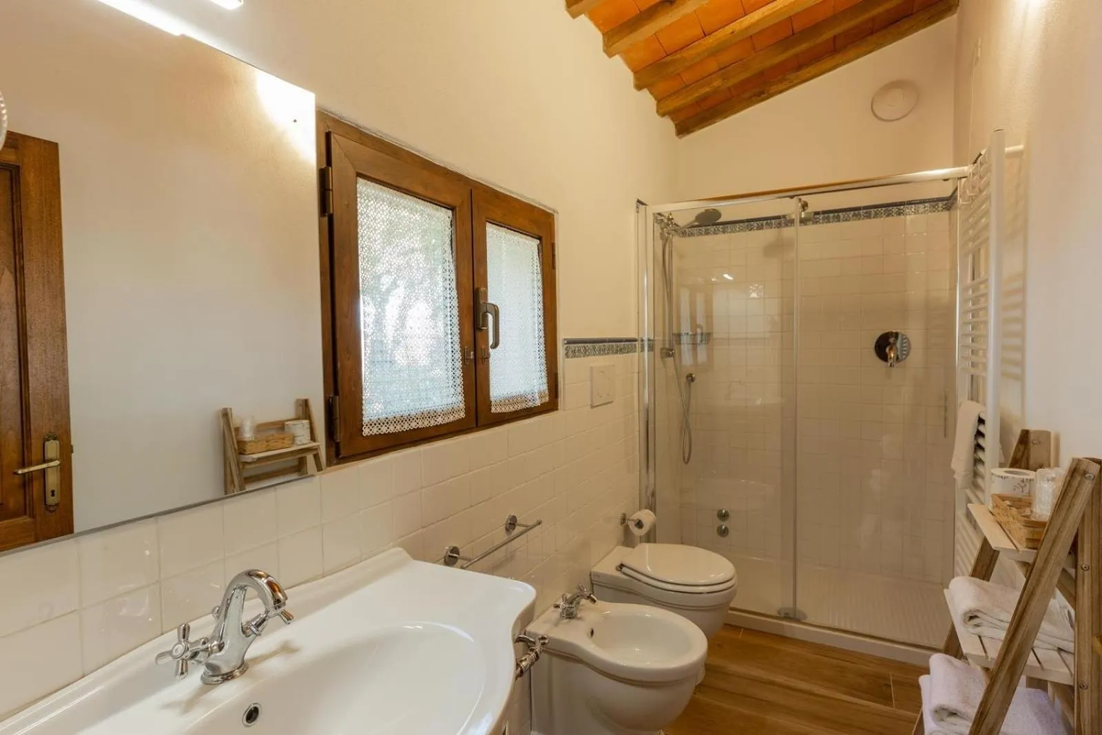 Shower in Fattoria Pieve a Salti