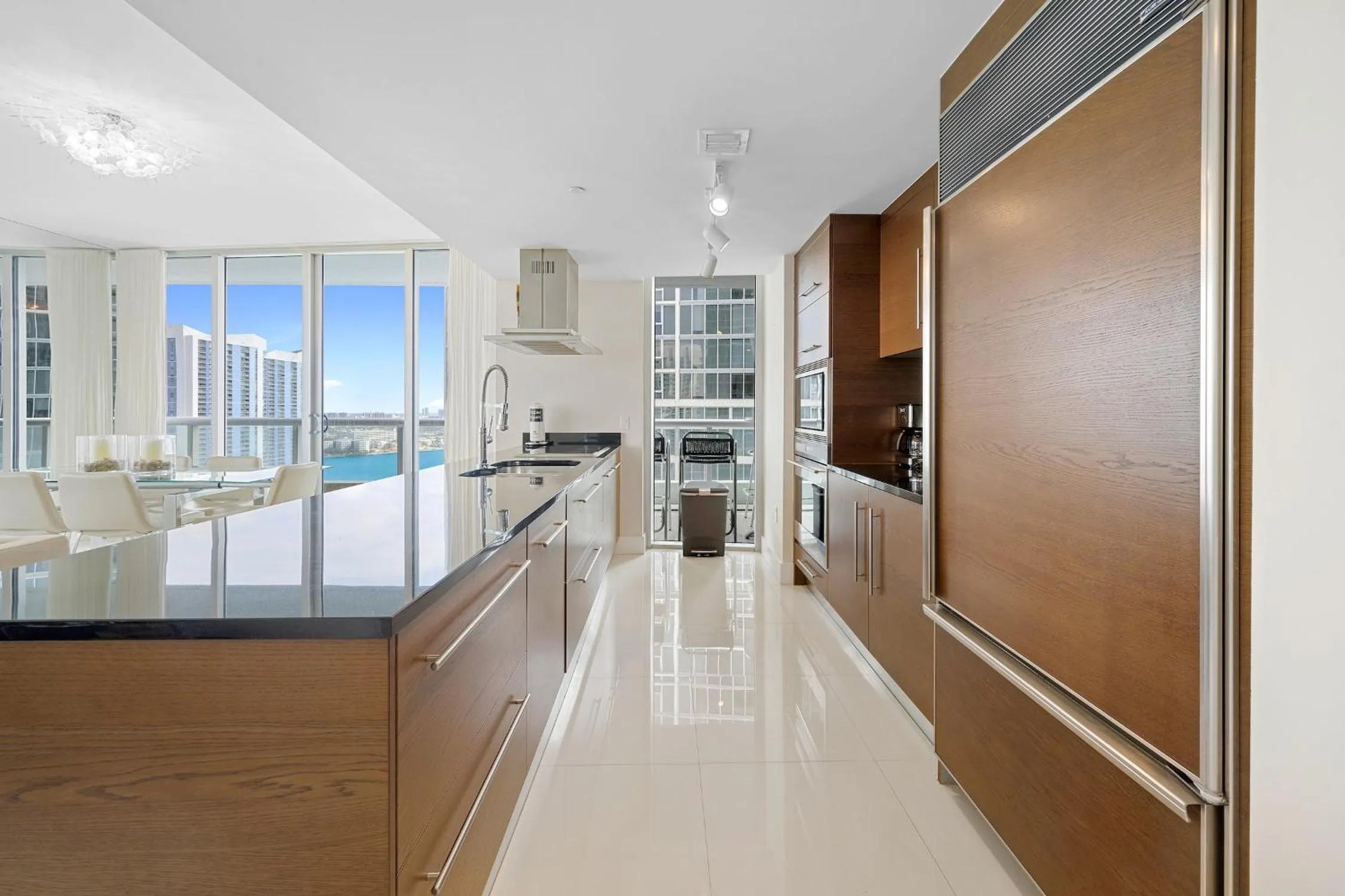 Kitchen or kitchenette in ICON Brickell residences