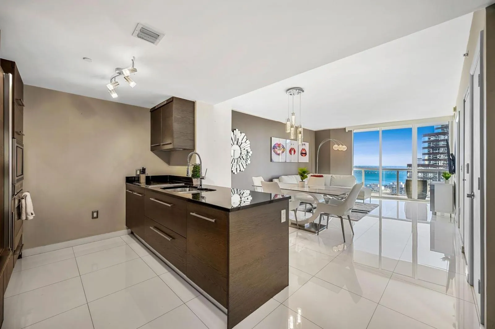 Kitchen or kitchenette in ICON Brickell residences