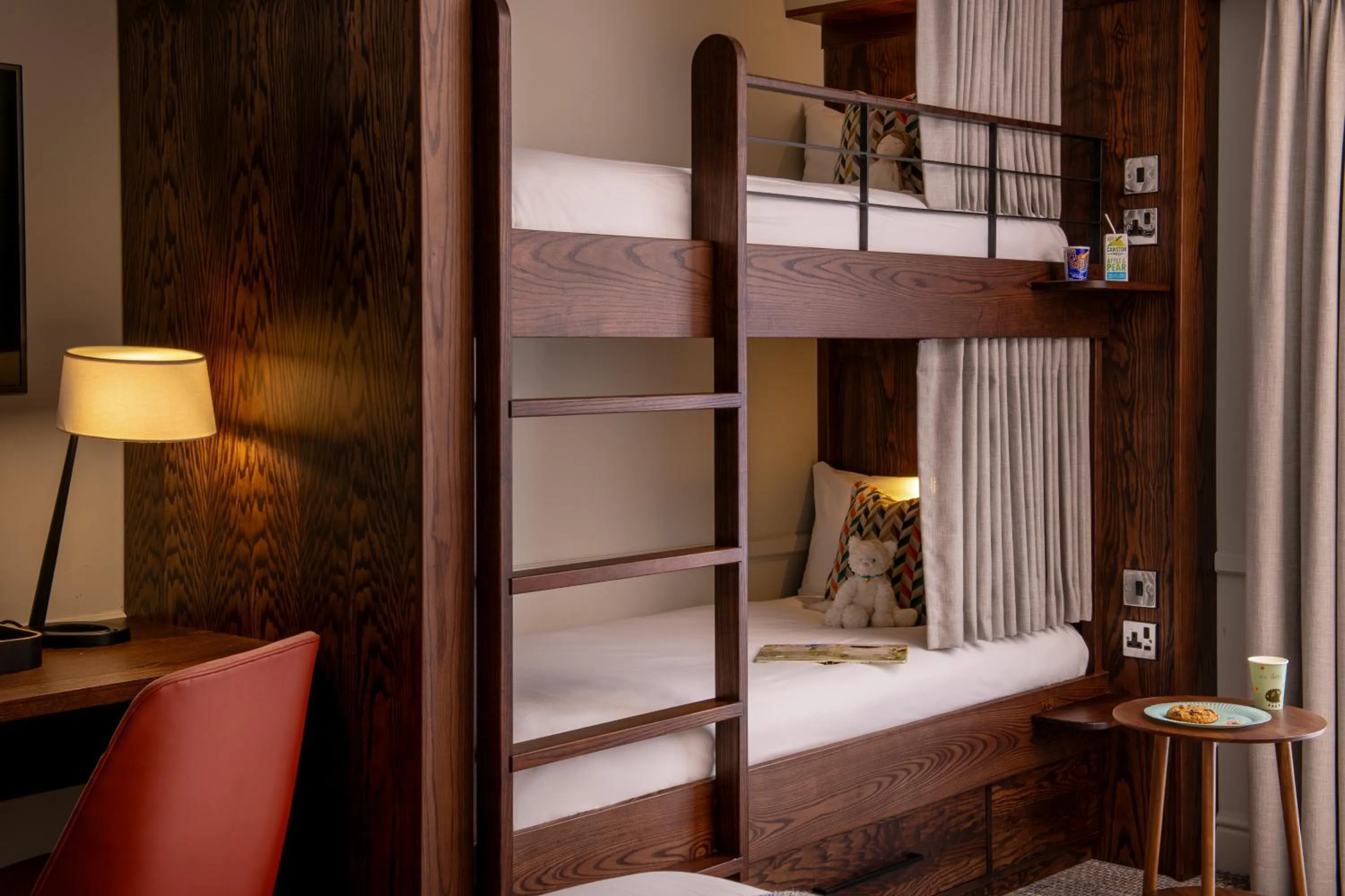 Bedroom, Bed in Thorpe Park Hotel and Spa