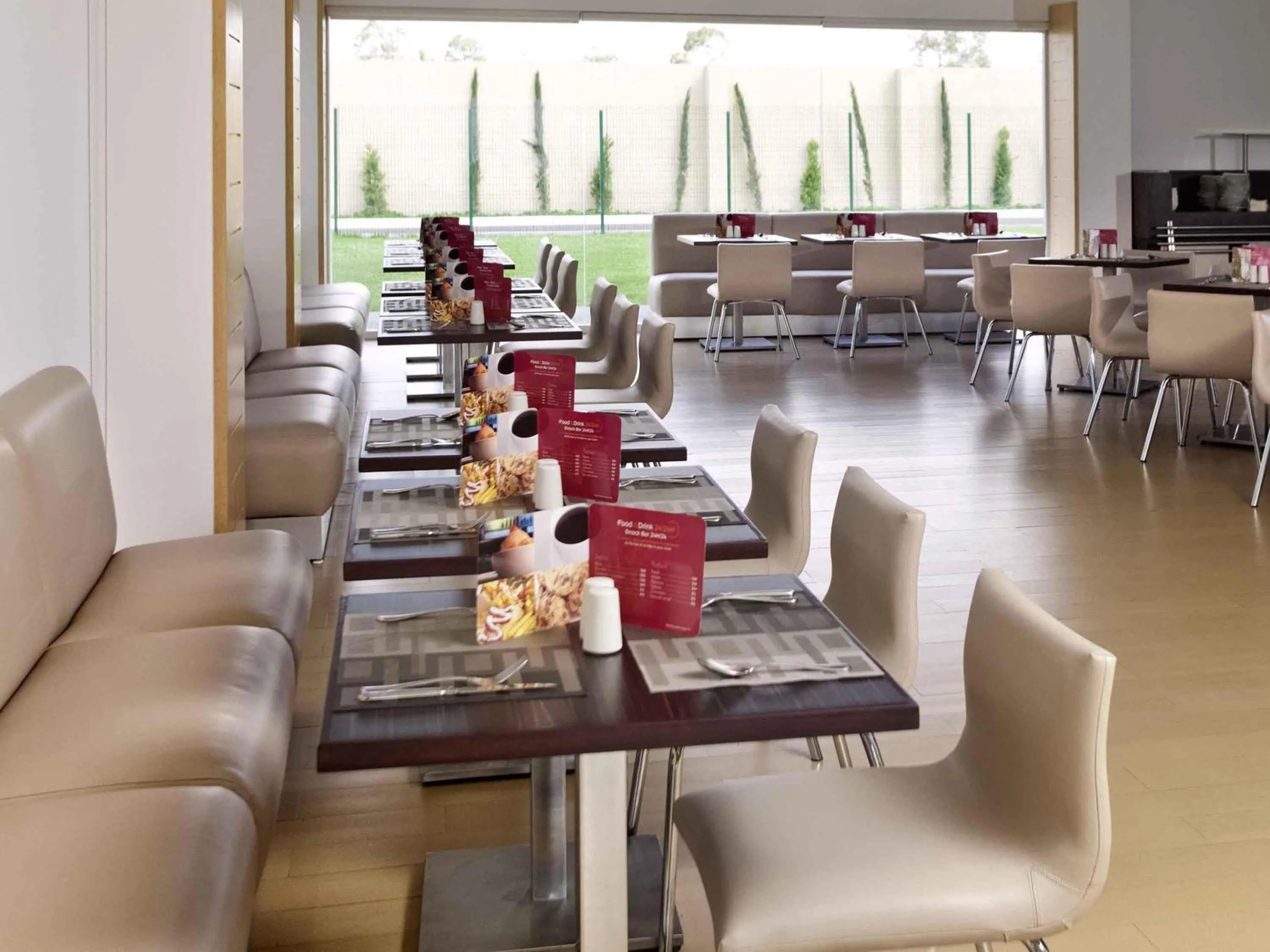 Restaurant/places to eat in Ibis San Luis Potosi