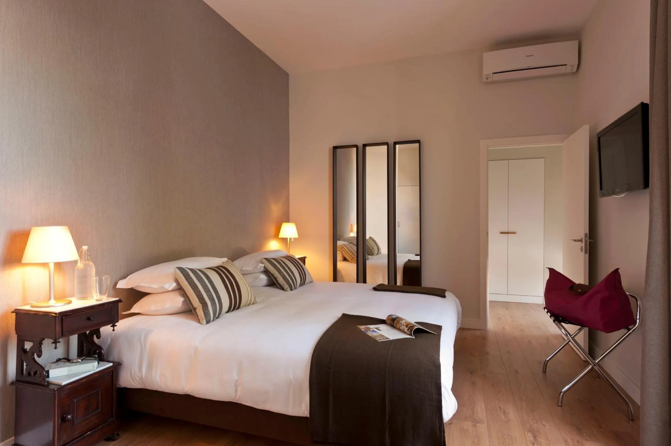 Photo of the whole room, Bed in Casa Balthazar