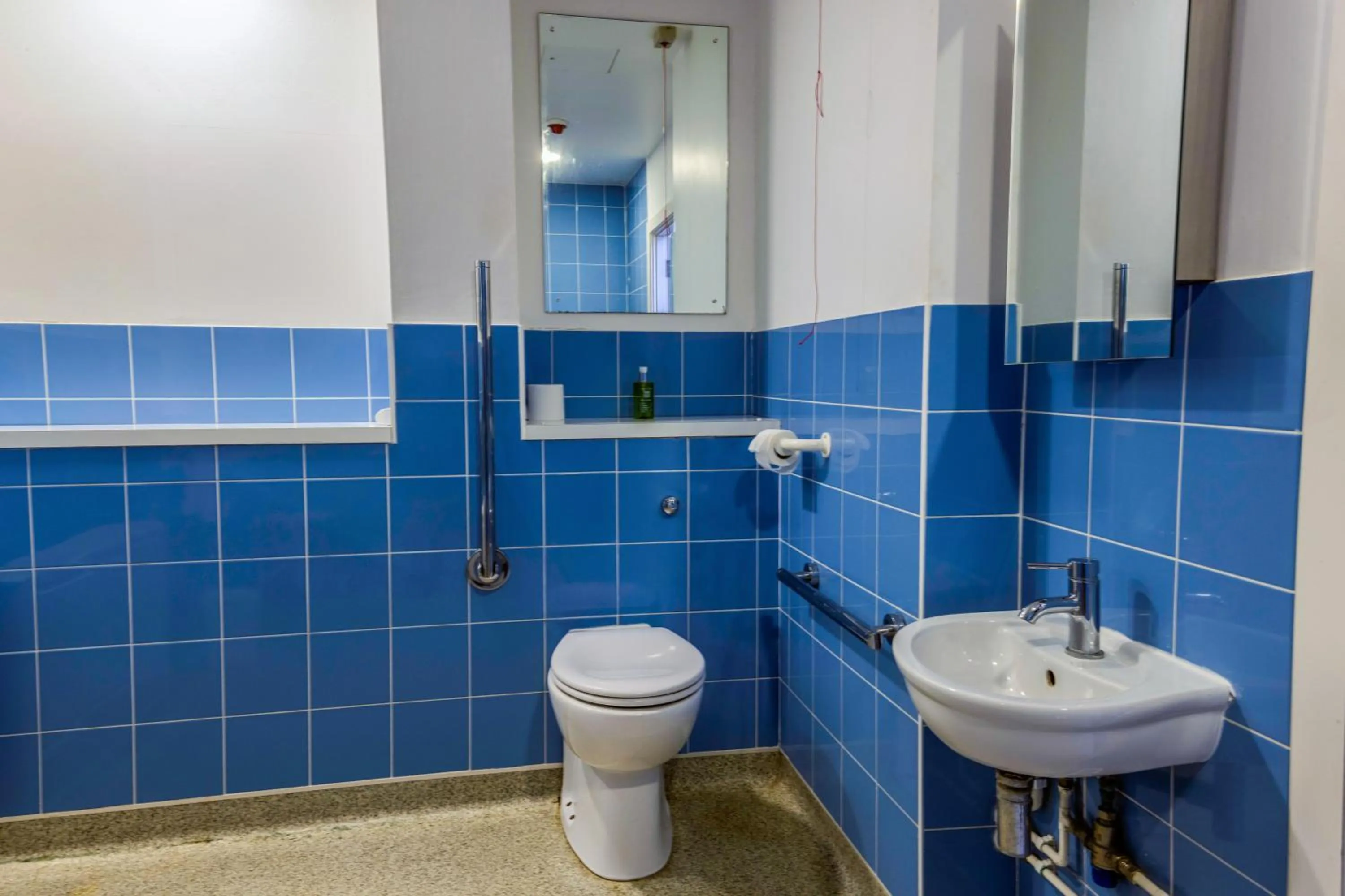 Toilet in Citrus Hotel Eastbourne by Compass Hospitality